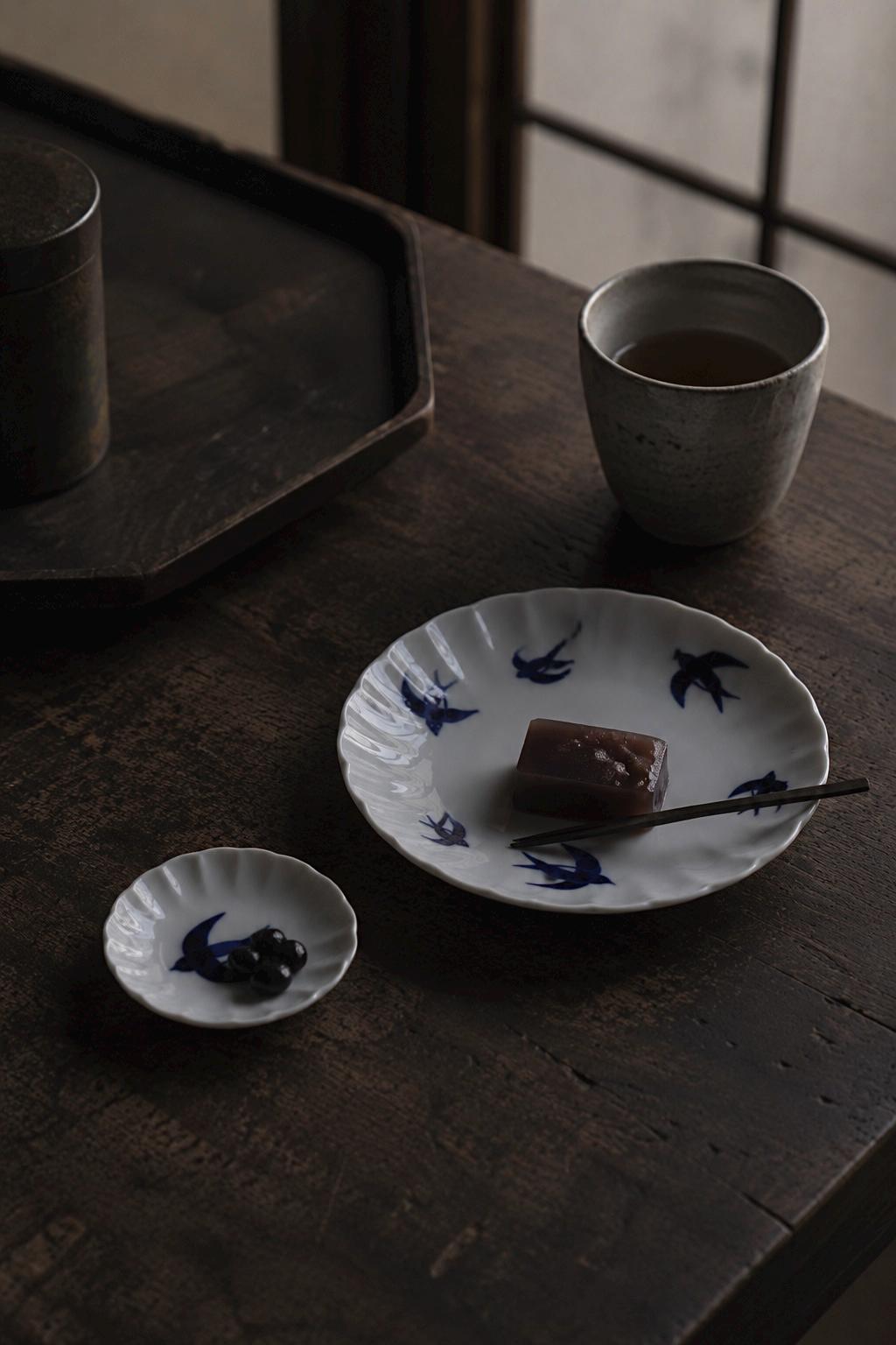 Japanese Swallow Mini Plate – Mino Ware 7.7cm Porcelain Small Dish – Retro Bird Sauce Plate