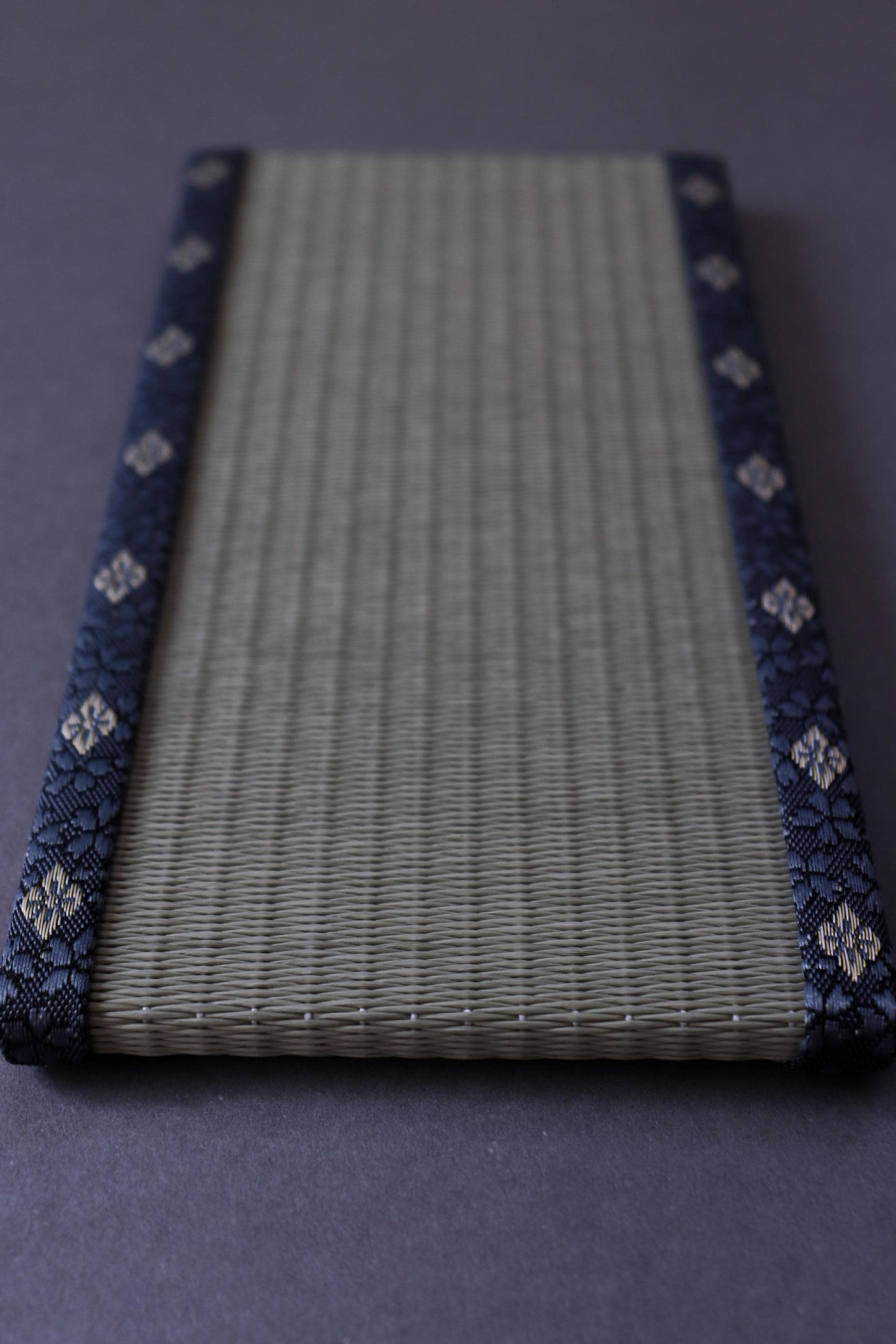 Japanese Mini Tatami Mat | Decorative Tatami Display Base | Modern Tatami Platform for Ikebana Tea Ware & Decor | Made in Japan