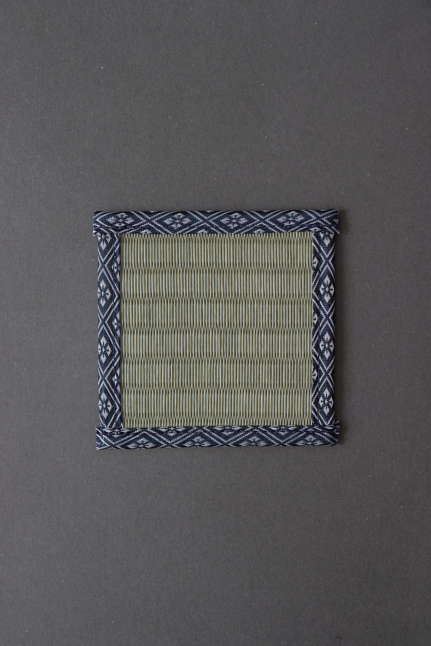 Japanese Tatami Coaster – Modern Washable Tatami Mat Drink Coaster – Minimal Japanese Tea Table Decor