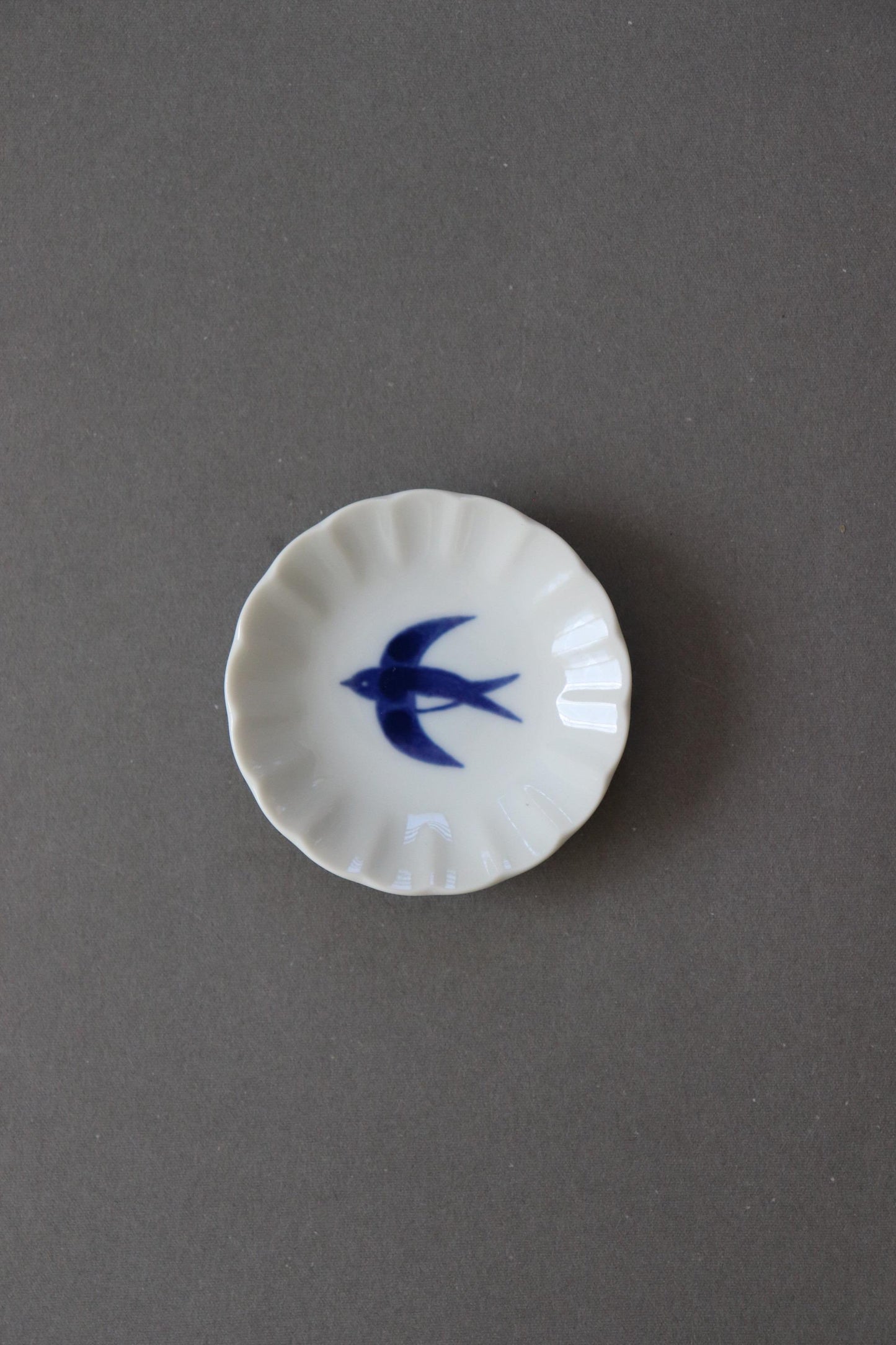 Japanese Swallow Mini Plate – Mino Ware 7.7cm Porcelain Small Dish – Retro Bird Sauce Plate