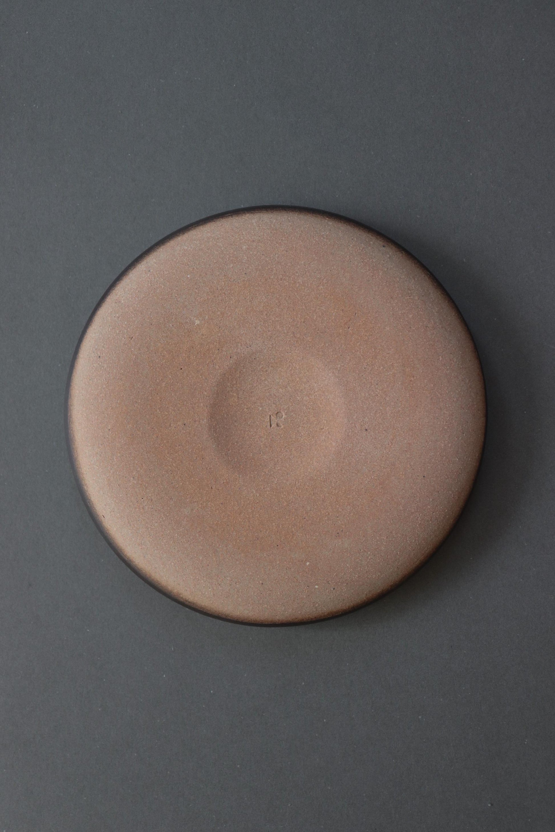 Japanese Ikebana Flower Vessel – Shigaraki Ware Ceramic Suiban Bowl – Minimalist Japanese Flower Arrangement Plate