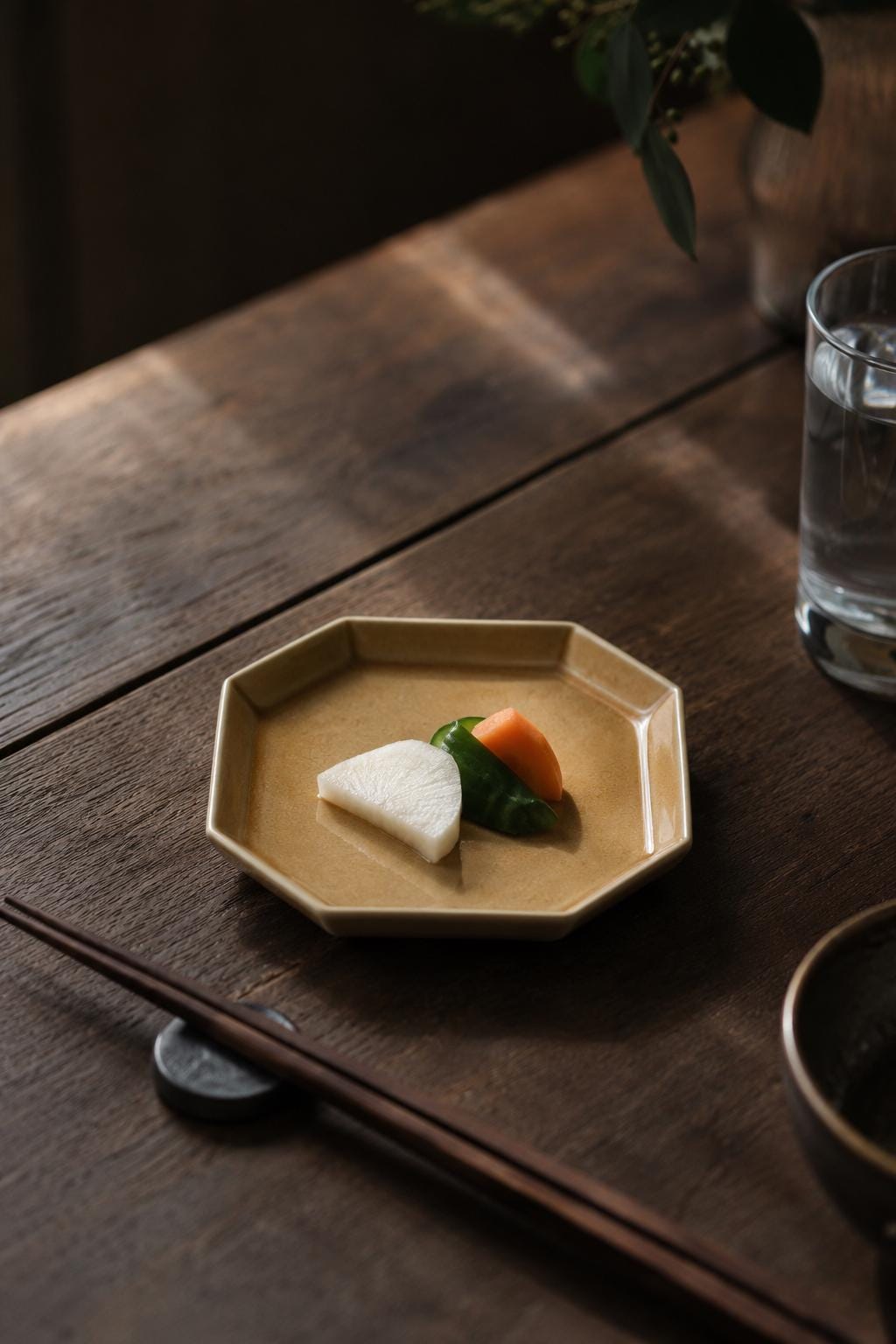 Japanese Mino Ware Amber Octagonal Small Plate, Oda Pottery Sumikiri Jubako 10.5cm, Japanese Ceramic Dish, Wagashi Plate, Soy Sauce Dish