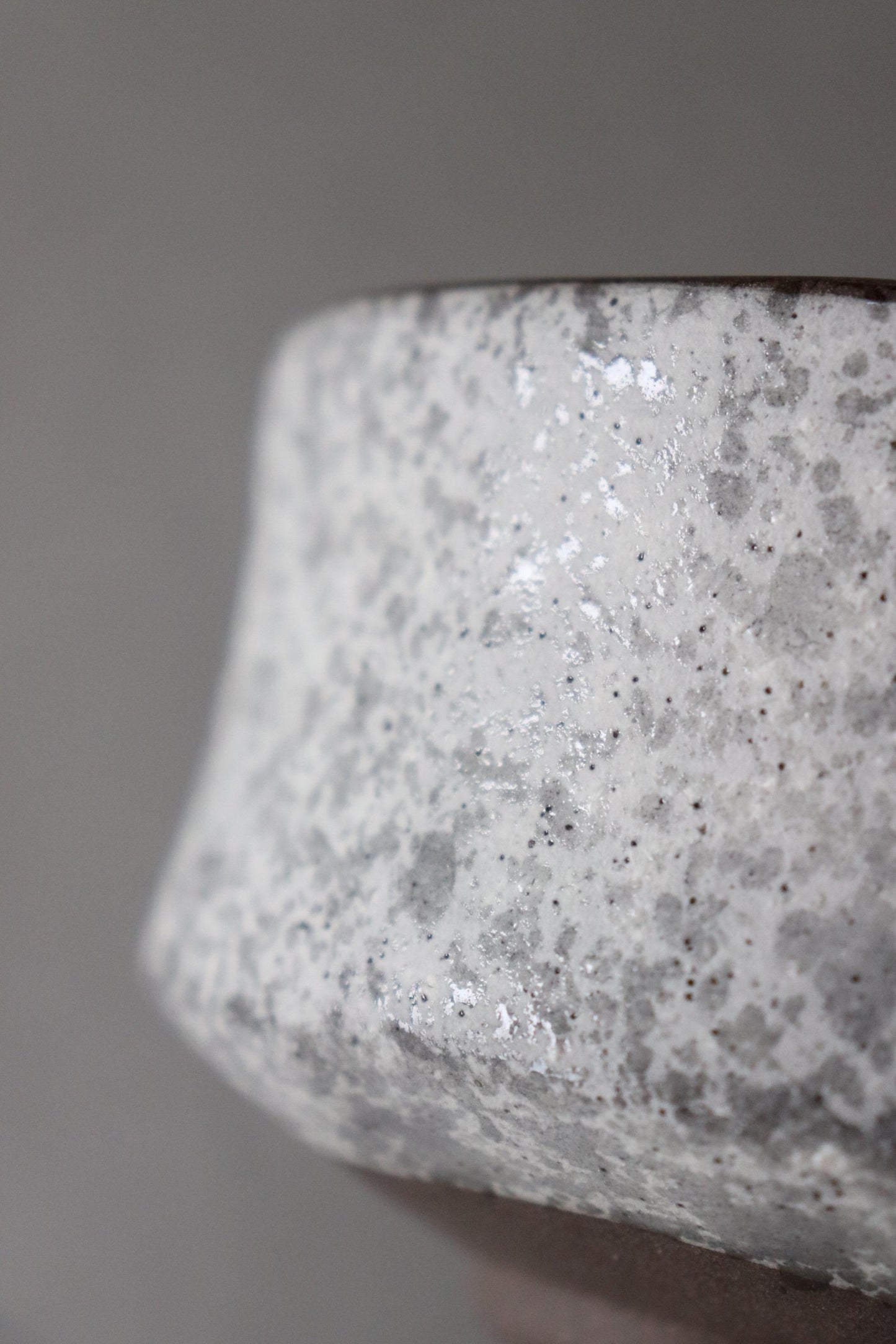 White Snowfield Matcha Bowl | Mino Ware Chawan | Japanese Tea Ceremony Bowl | Wabi Sabi Ceramic Bowl | Made in Japan
