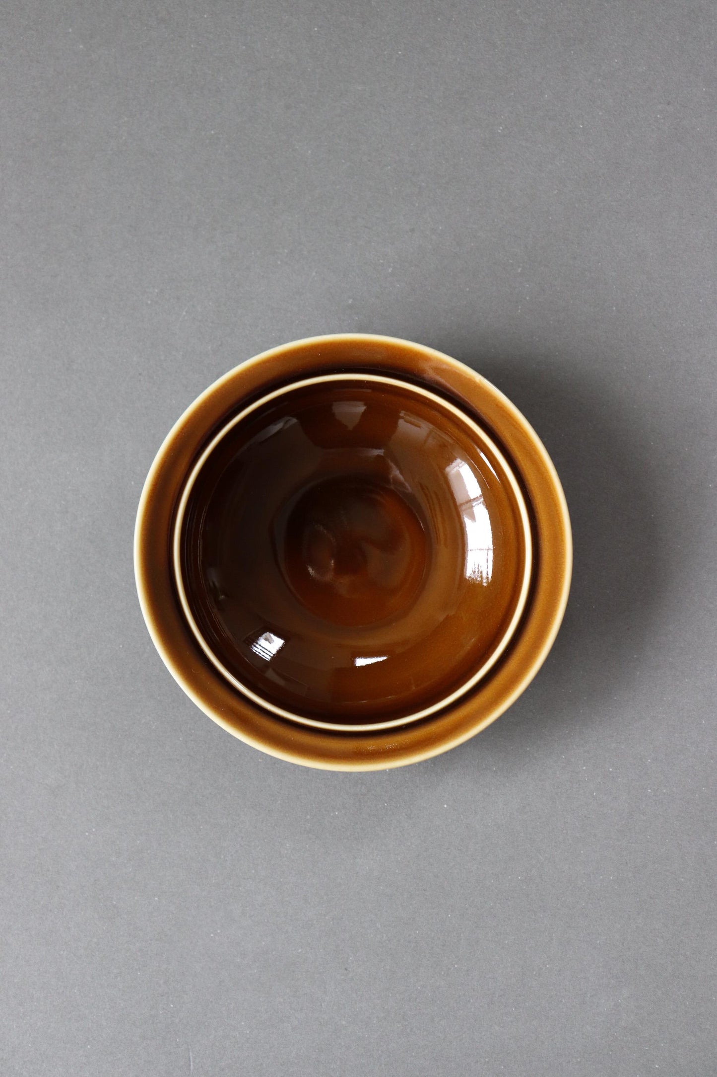 Japanese Caramel Bowl 17cm by ODA Pottery – Mino Ware Ceramic Serving Bowl, Modern Japanese Tableware, Microwave & Dishwasher Safe