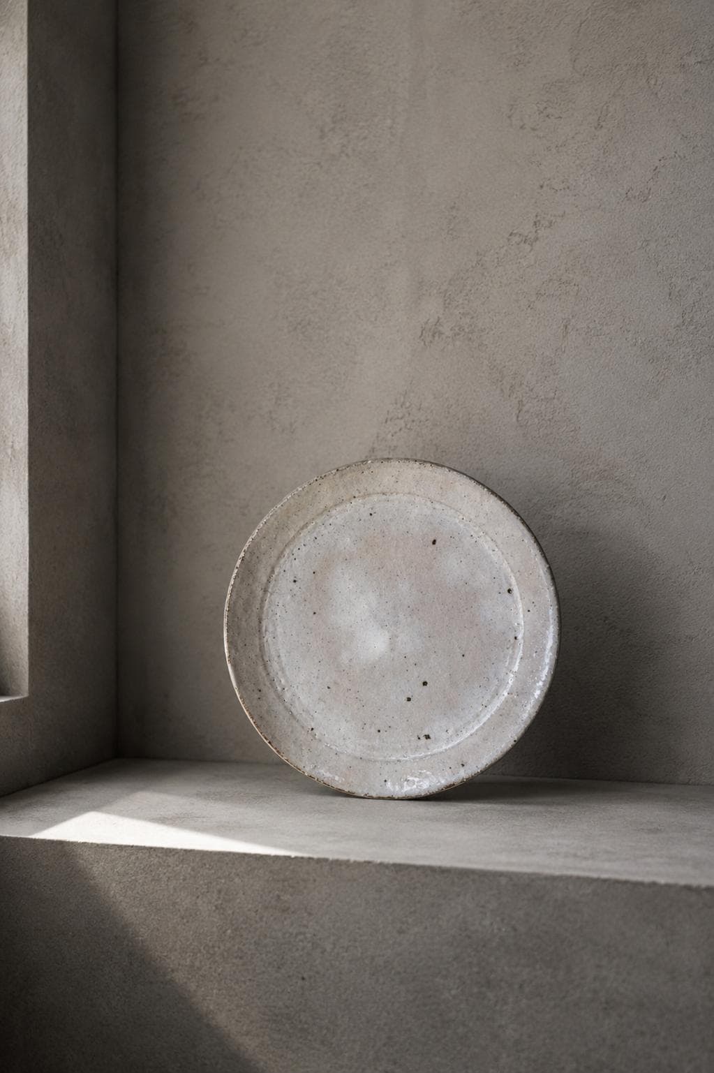 Handmade Kohiki Small Plate by Hyoyama | Japanese Ceramic Dessert Plate | Artisan Pottery Dish | Wabi Sabi Tableware | Made in Japan