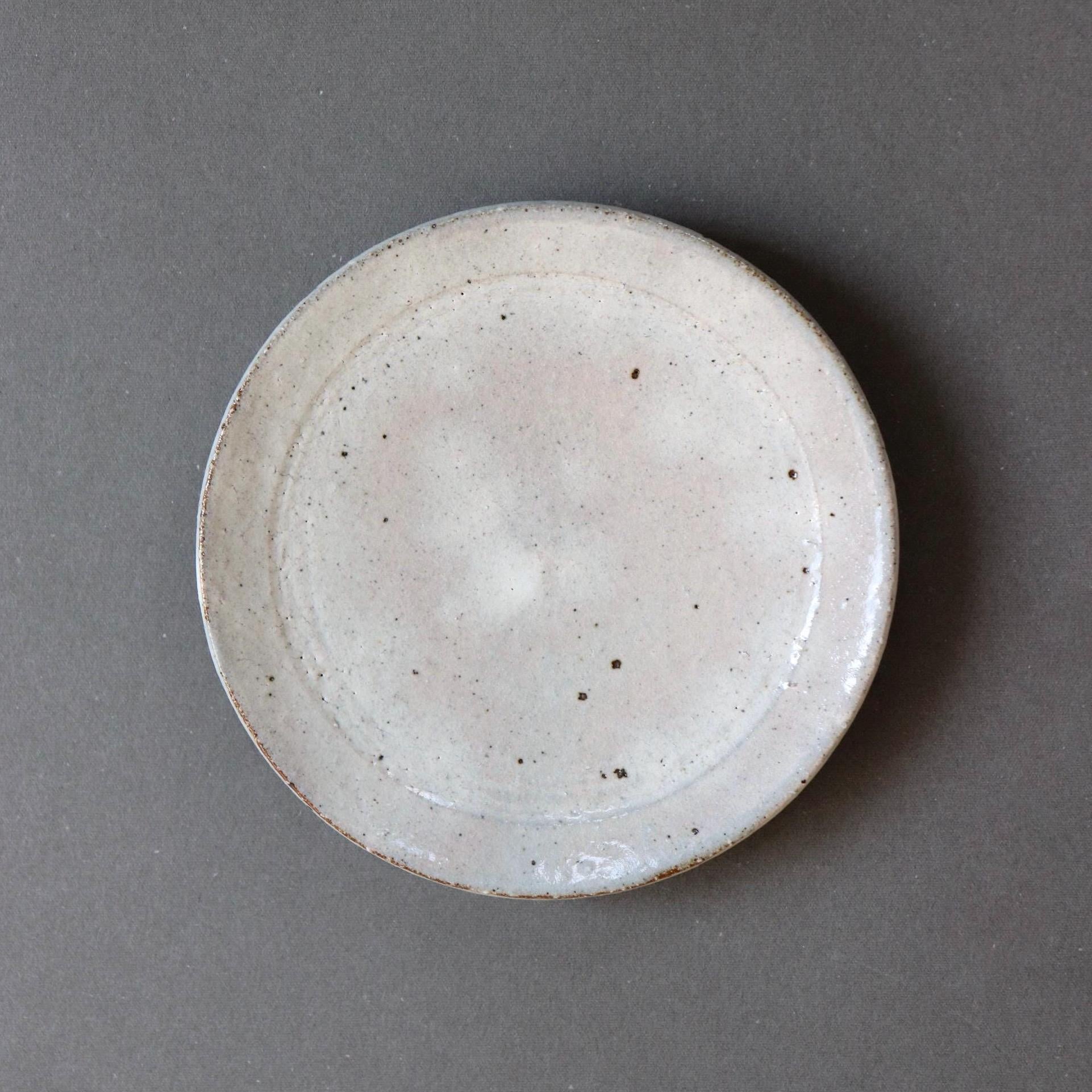 Handmade Kohiki Small Plate by Hyoyama | Japanese Ceramic Dessert Plate | Artisan Pottery Dish | Wabi Sabi Tableware | Made in Japan