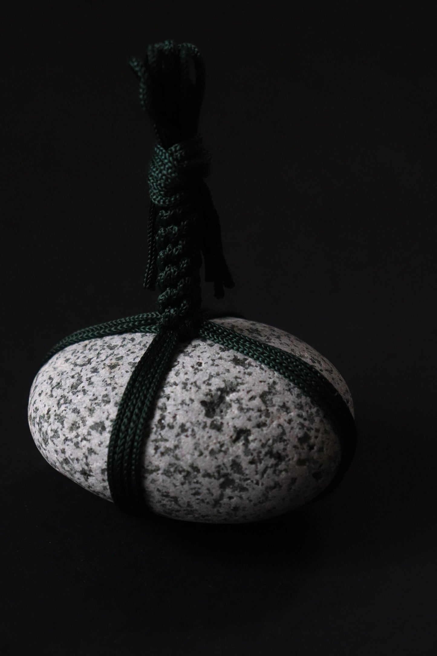 Japanese Sekimori Ishi Boundary Stone, Niigata Stone with Edo Uchi Cord, Wabi Sabi Garden Object, Japanese Tea Ceremony Decor