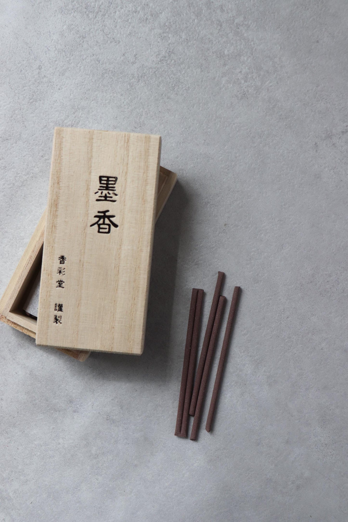 Japanese Incense Sticks – Sumi Ink Fragrance by Kousaido, Sandalwood Musk Incense, 30 Sticks in Paulownia Box