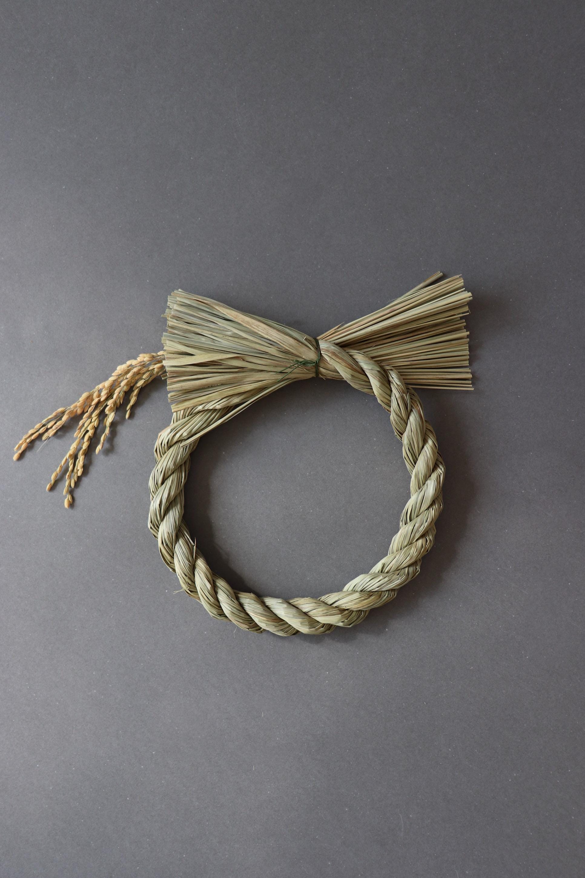 Japanese Igusa Shimenawa Wreath 20cm | Natural Sacred Rice Straw Door Decor | Minimal Japanese Wall Hanging