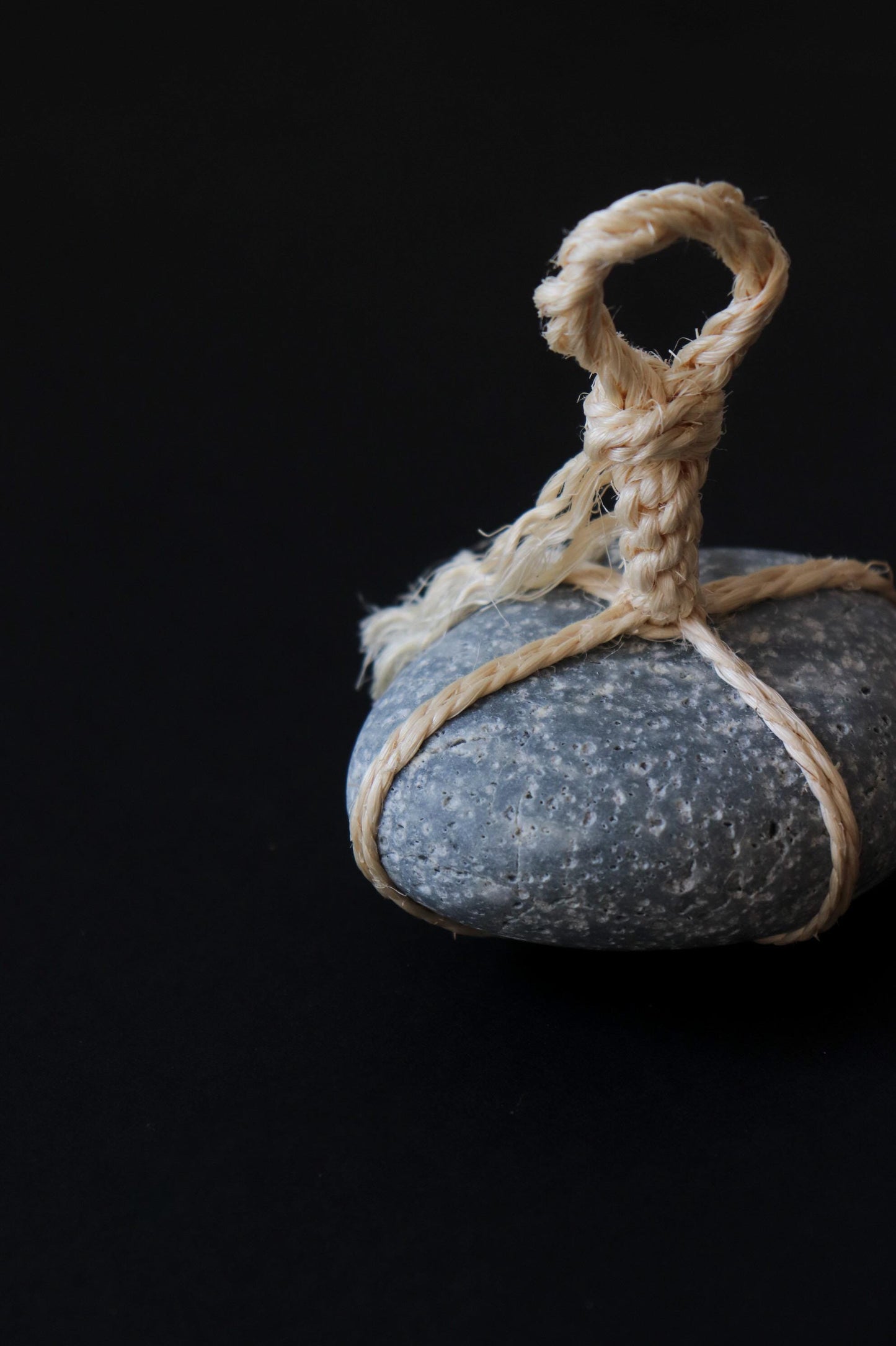 Japanese Sekimori Stone with Sisal Rope | Niigata Natural Stone Garden Marker | Wabi Sabi Entryway Decor
