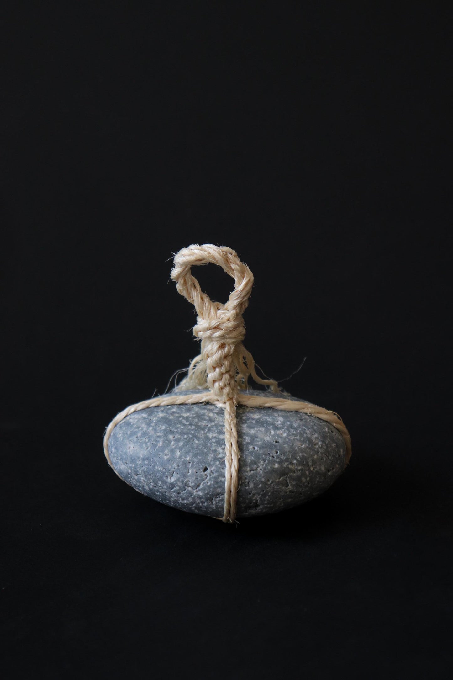Japanese Sekimori Stone with Sisal Rope | Niigata Natural Stone Garden Marker | Wabi Sabi Entryway Decor
