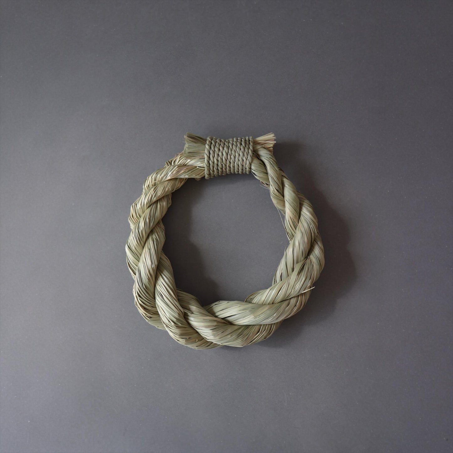 Large Japanese Shimenawa Wreath, Igusa Rope Decor, Minimal Natural Wall Hanging, Wabi Sabi Decor, Handmade Japanese Sacred Object