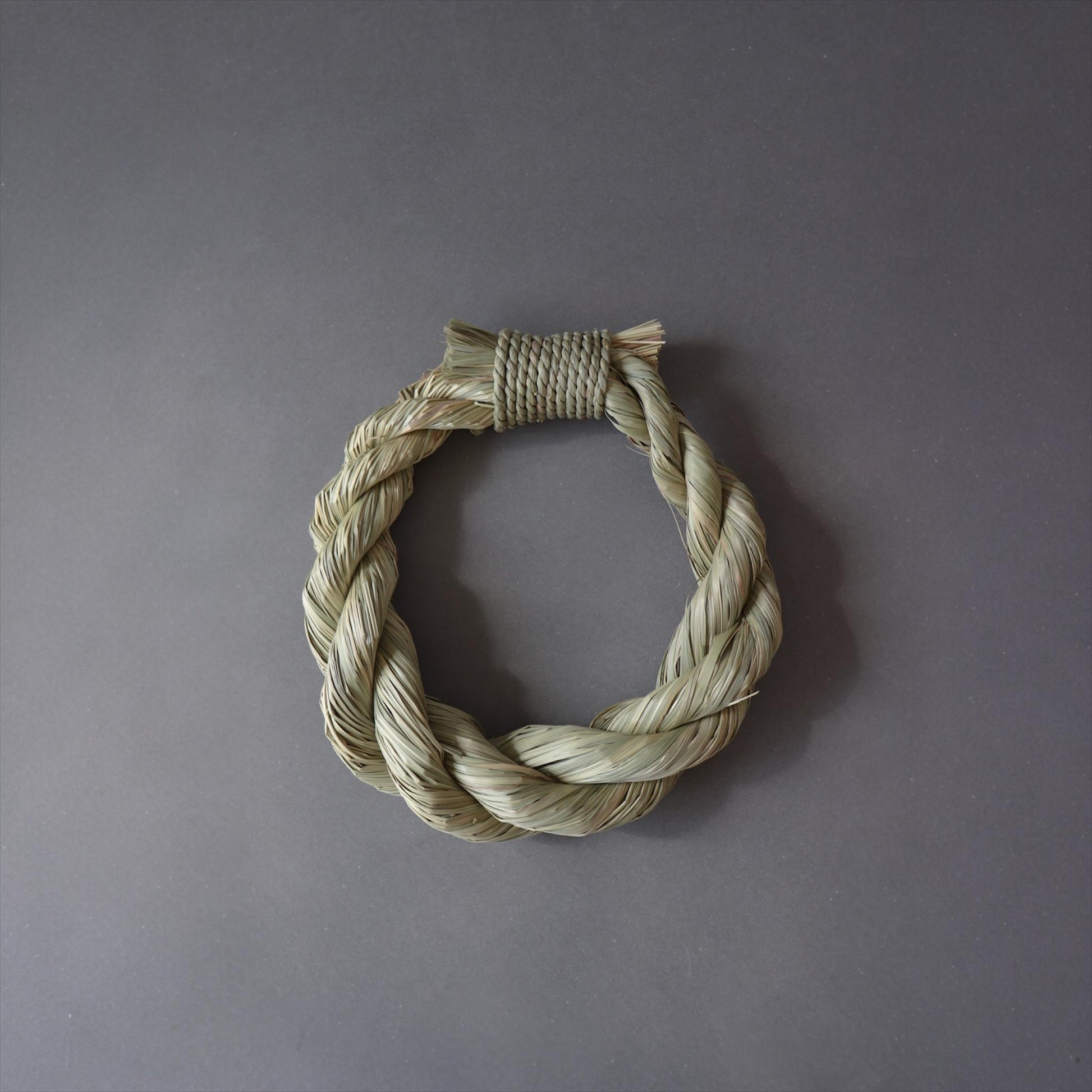 Large Japanese Shimenawa Wreath, Igusa Rope Decor, Minimal Natural Wall Hanging, Wabi Sabi Decor, Handmade Japanese Sacred Object
