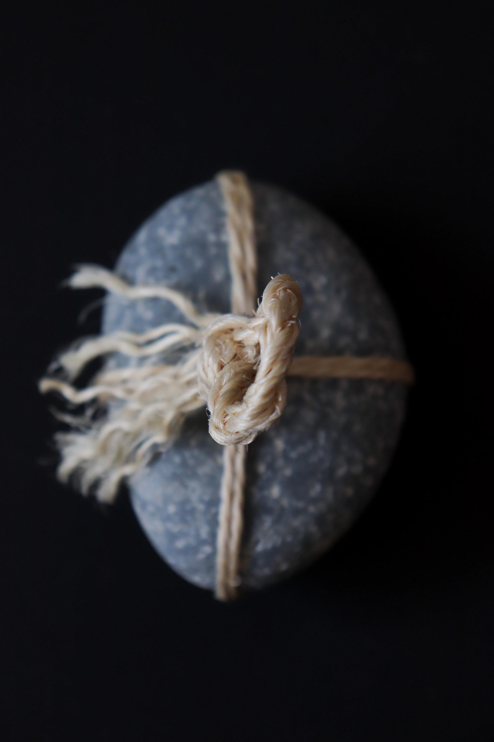 Japanese Sekimori Stone with Sisal Rope | Niigata Natural Stone Garden Marker | Wabi Sabi Entryway Decor