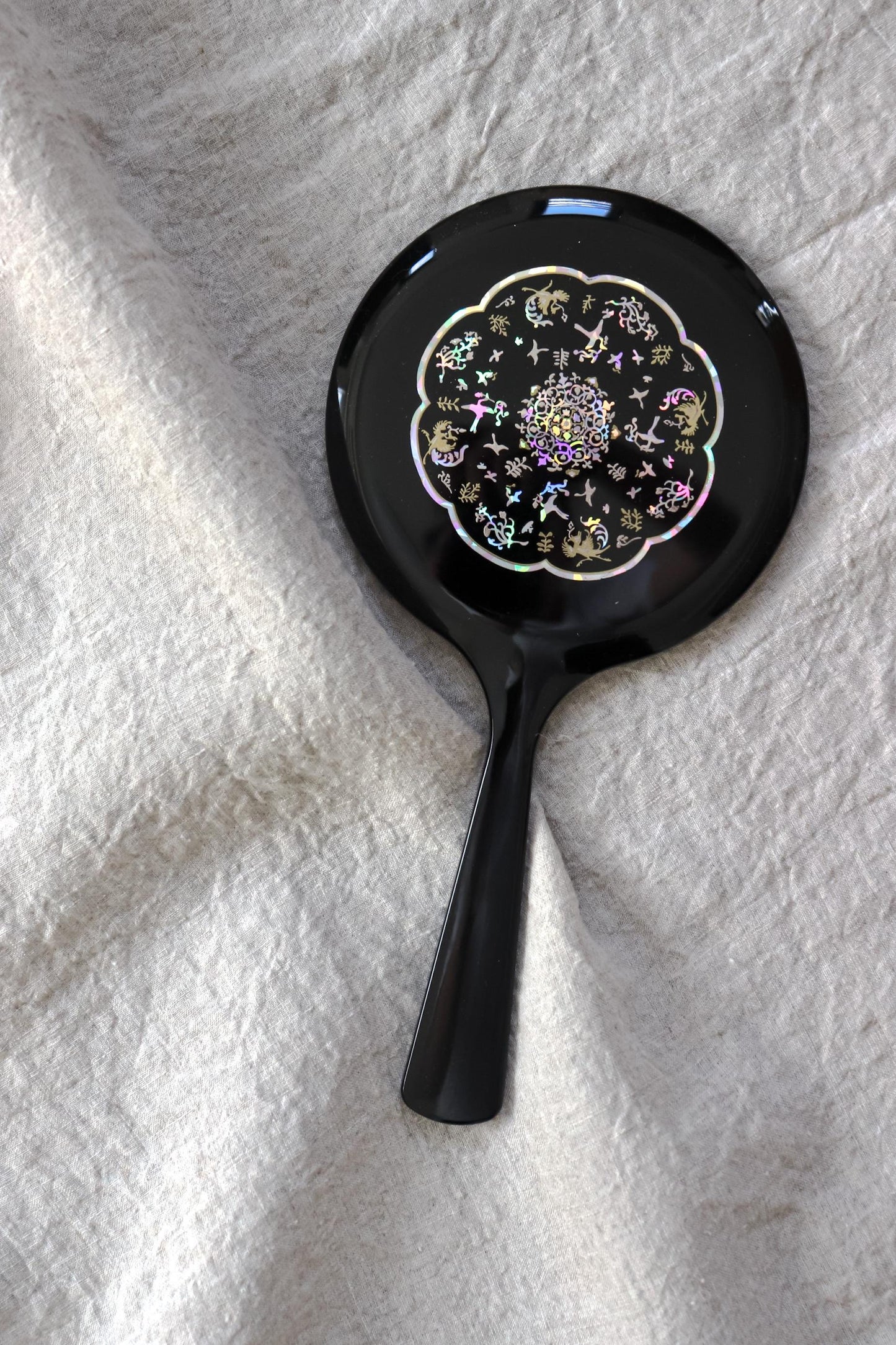 Vintage Japanese Raden Lacquer Hand Mirror with Box – Yamanaka Lacquerware, Mother of Pearl Vanity Mirror, Traditional Japanese Craft