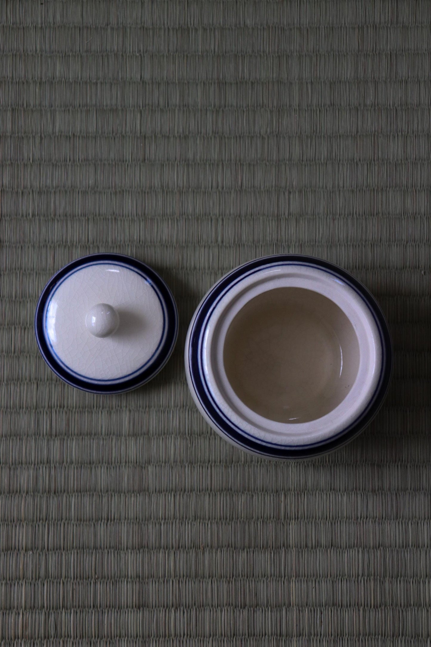 Japanese Ceramic Salt Cellar with Lid | Handmade Spice Jar | Kitchen Storage Container | Salt Pot | Sugar Bowl | Made in Japan