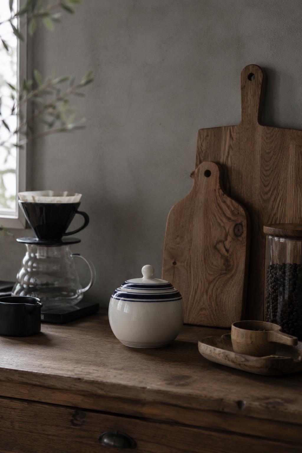 Japanese Ceramic Salt Cellar with Lid | Handmade Spice Jar | Kitchen Storage Container | Salt Pot | Sugar Bowl | Made in Japan
