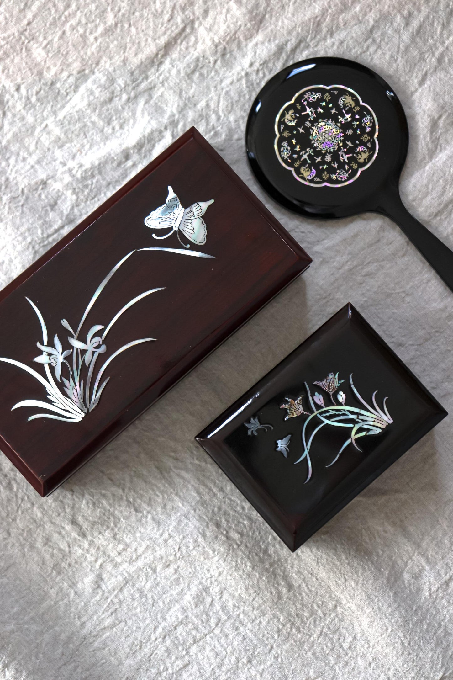 Vintage Raden Lacquer Keepsake Box – Mother of Pearl Storage Box, Large Jewelry Box, Decorative Lacquer Box, Vintage Collectible