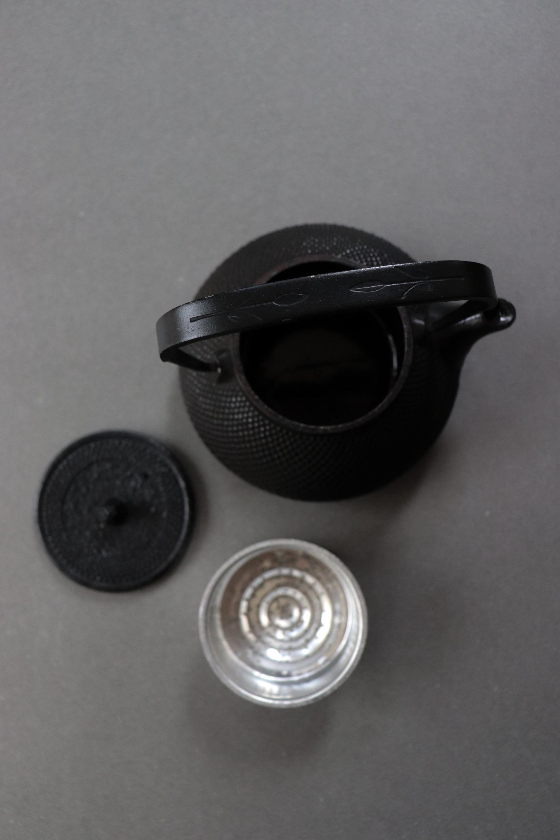 Vintage Nambu Tekki Cast Iron Teapot by Sangendo with Tea Infuser, Japanese Tetsubin Style Teapot, Unused Tea Kettle, Wabi Sabi Decor