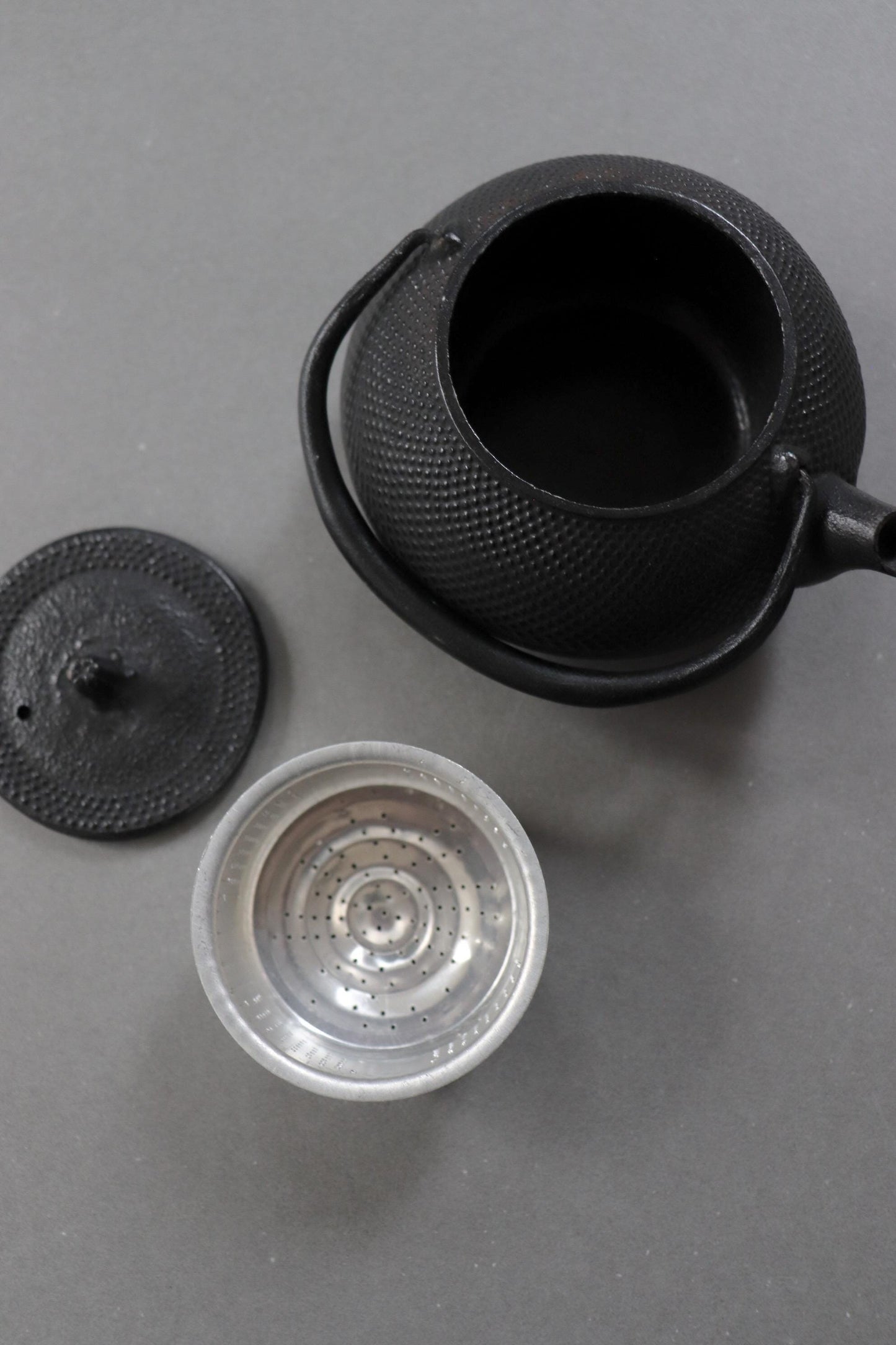 Vintage Nambu Tekki Cast Iron Teapot with Tea Infuser, Japanese Iron Teapot, Sangendo, Unused Vintage Tea Pot, Wabi Sabi Decor