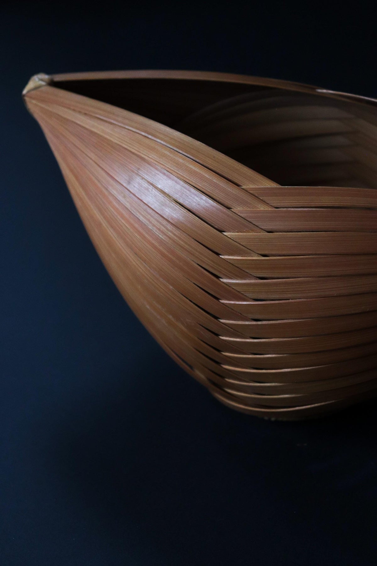 Vintage Japanese Bamboo Ikebana Basket, Sculptural Woven Flower Basket with Bamboo Insert Vase, 26cm