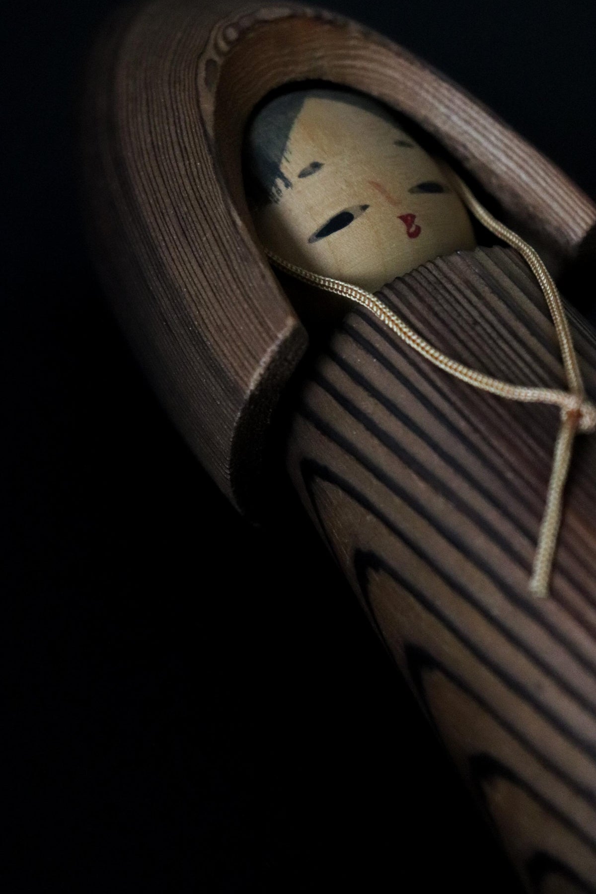 Vintage Japanese Yukinko Kokeshi Doll, Snow Child Sosaku Kokeshi, Sculptural Wooden Folk Art, 16.5cm
