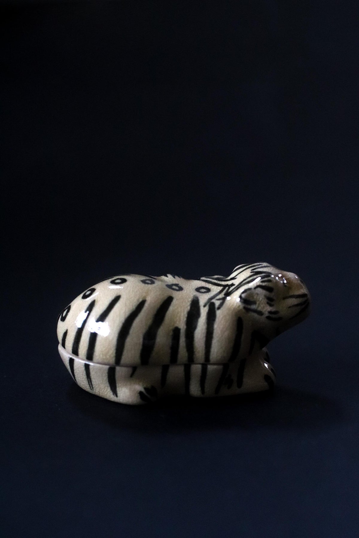 Vintage Japanese Tiger Kogo Incense Container, Zodiac Ceramic Sculpture, Signed Kizan, Tea Ceremony Object, Original Box