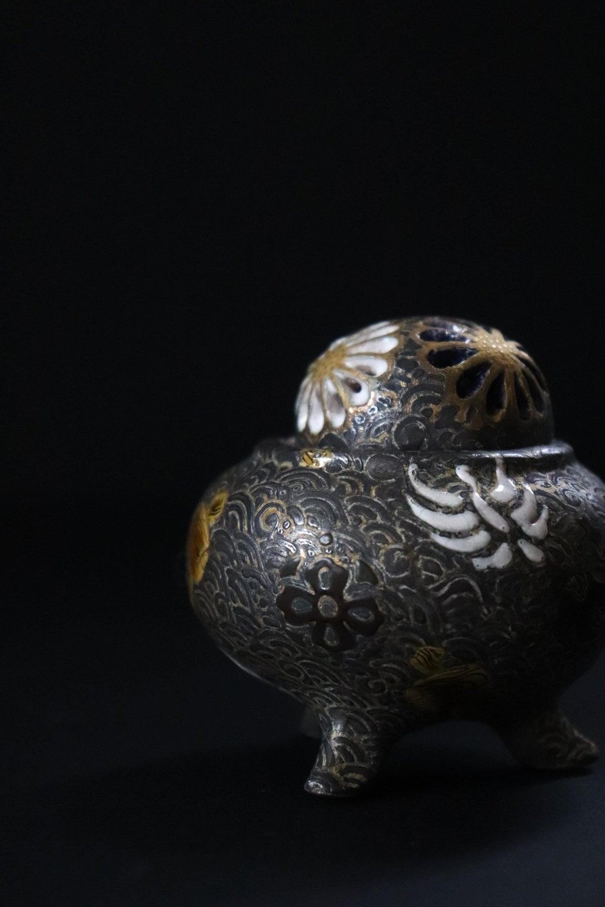 Vintage Japanese Kenzan-Style Incense Burner by Shisen Asano, Yamazaki Kiln, Koro with Tomobako