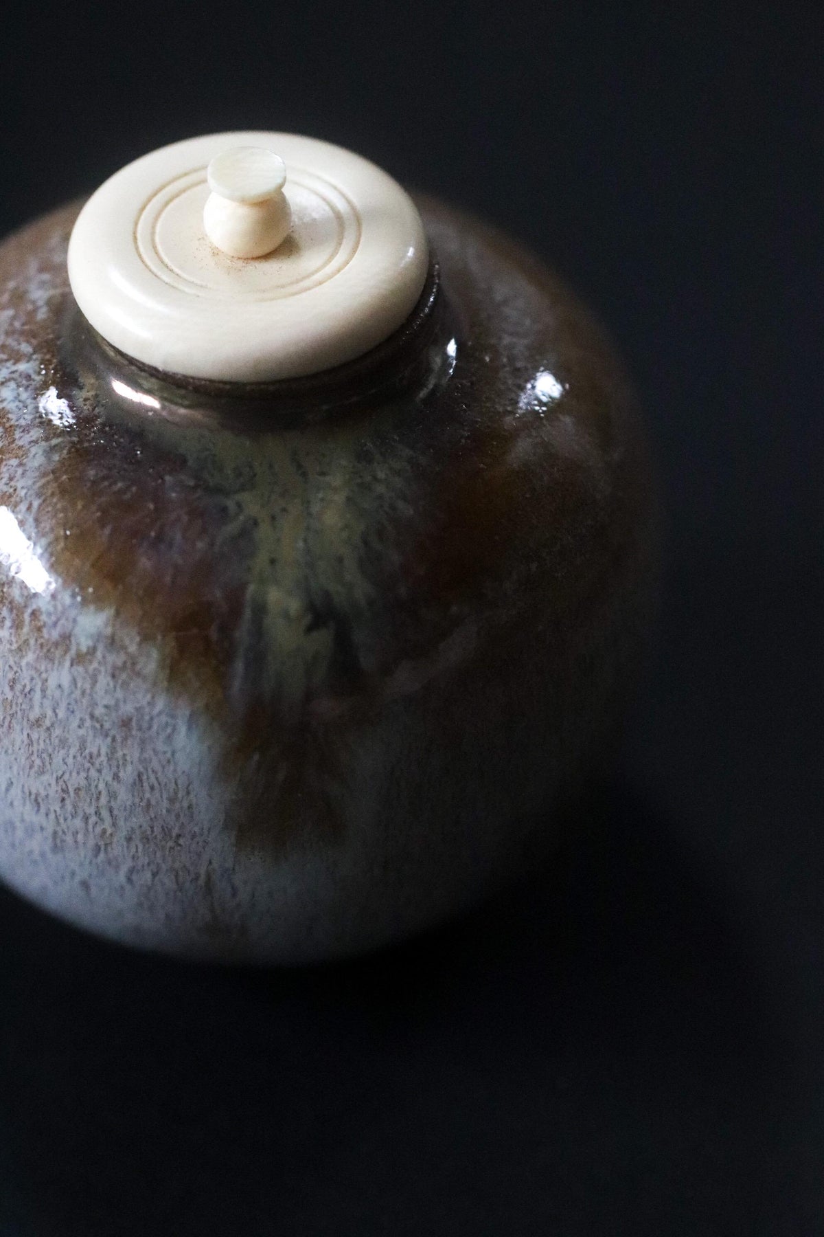 Vintage Akahada Ware Chaire by Masato Oshio, Japanese Tea Caddy with Tomobako & Hino Kanto Shifuku