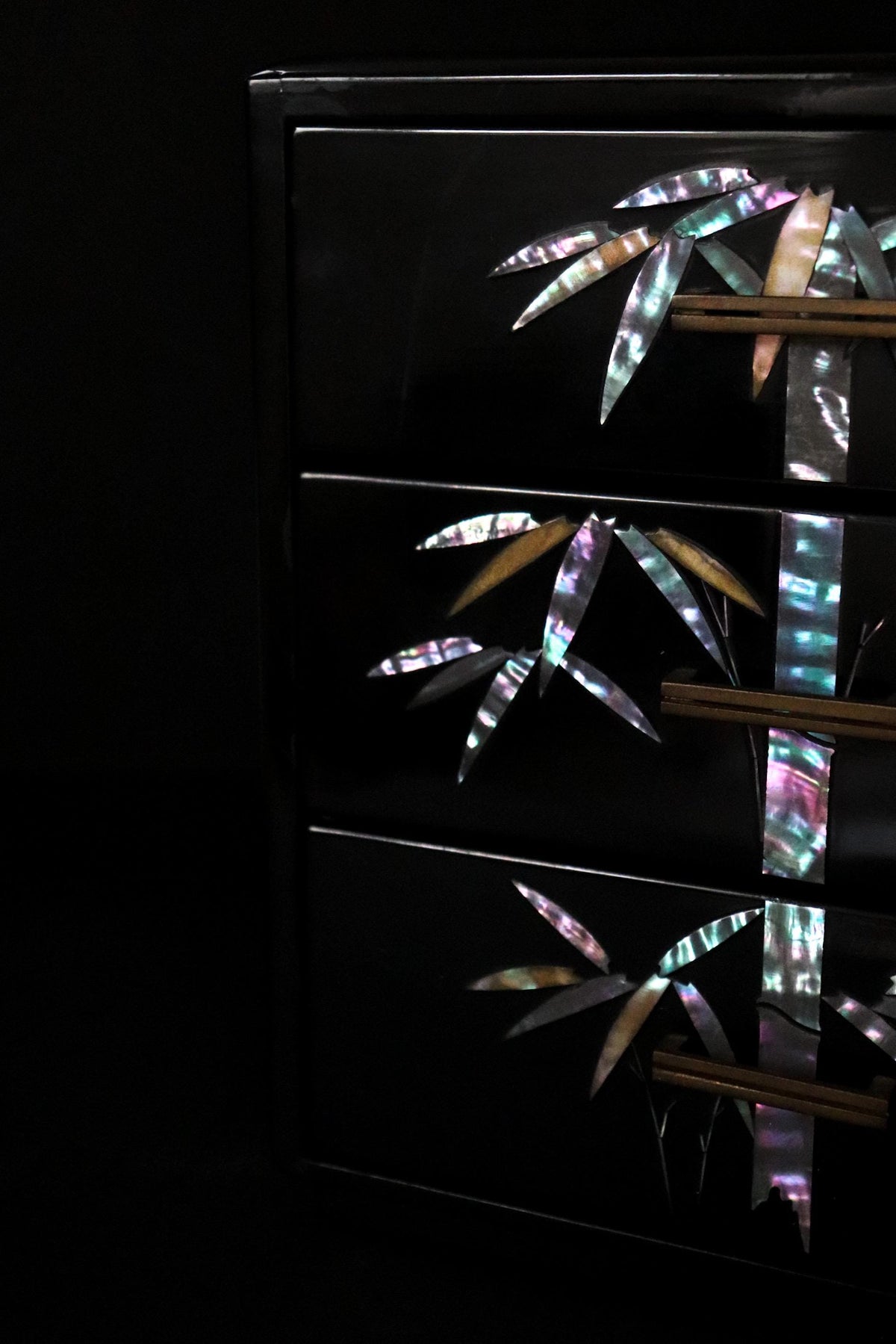 Vintage Japanese Raden Lacquer 3-Drawer Chest, Mother of Pearl Inlay Bamboo Tansu, Black Lacquerware Jewelry Storage Box
