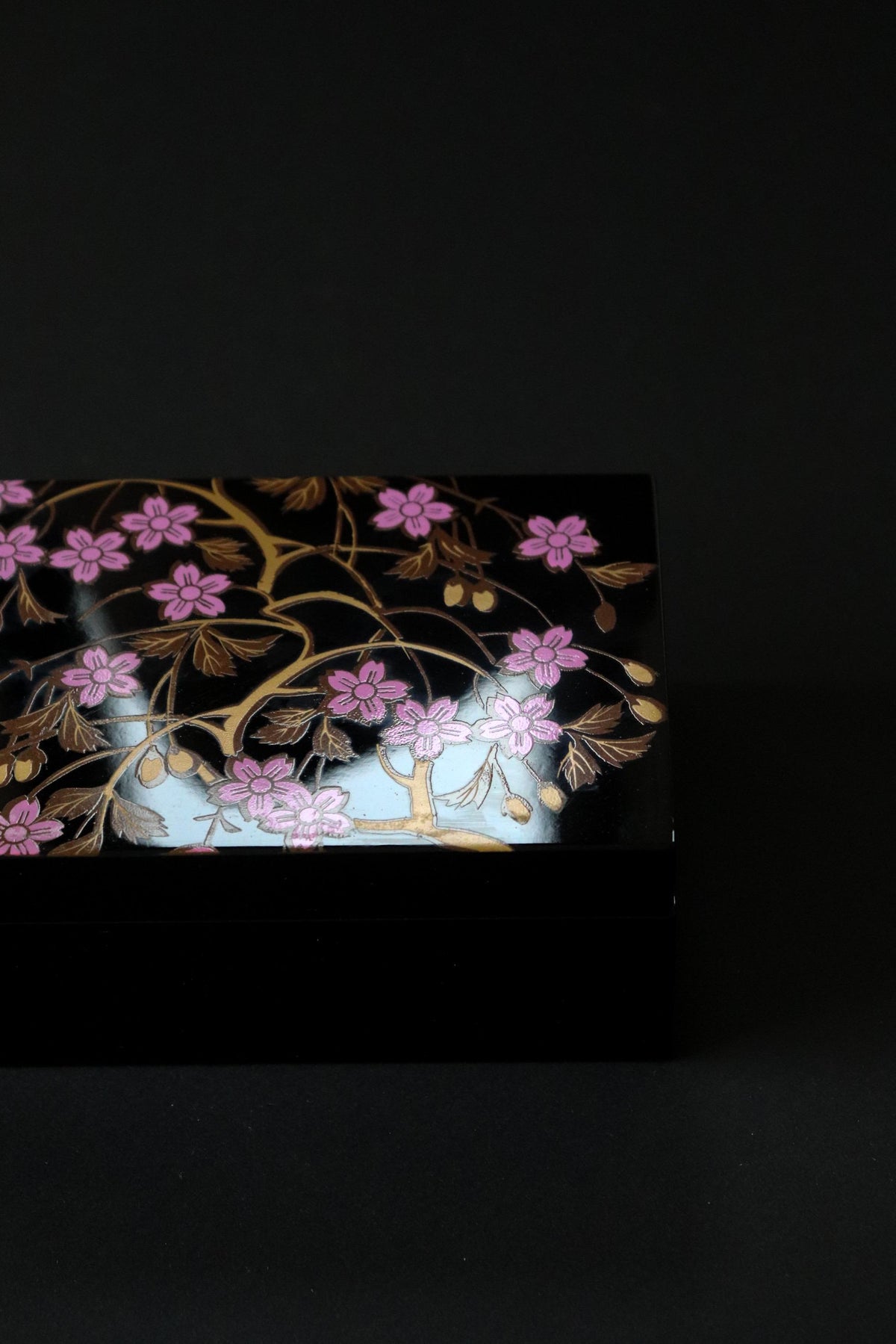 Vintage Takaoka Lacquerware Maki-e Box, Japanese Floral Lacquer Craft, Traditional Kogei, Original Box