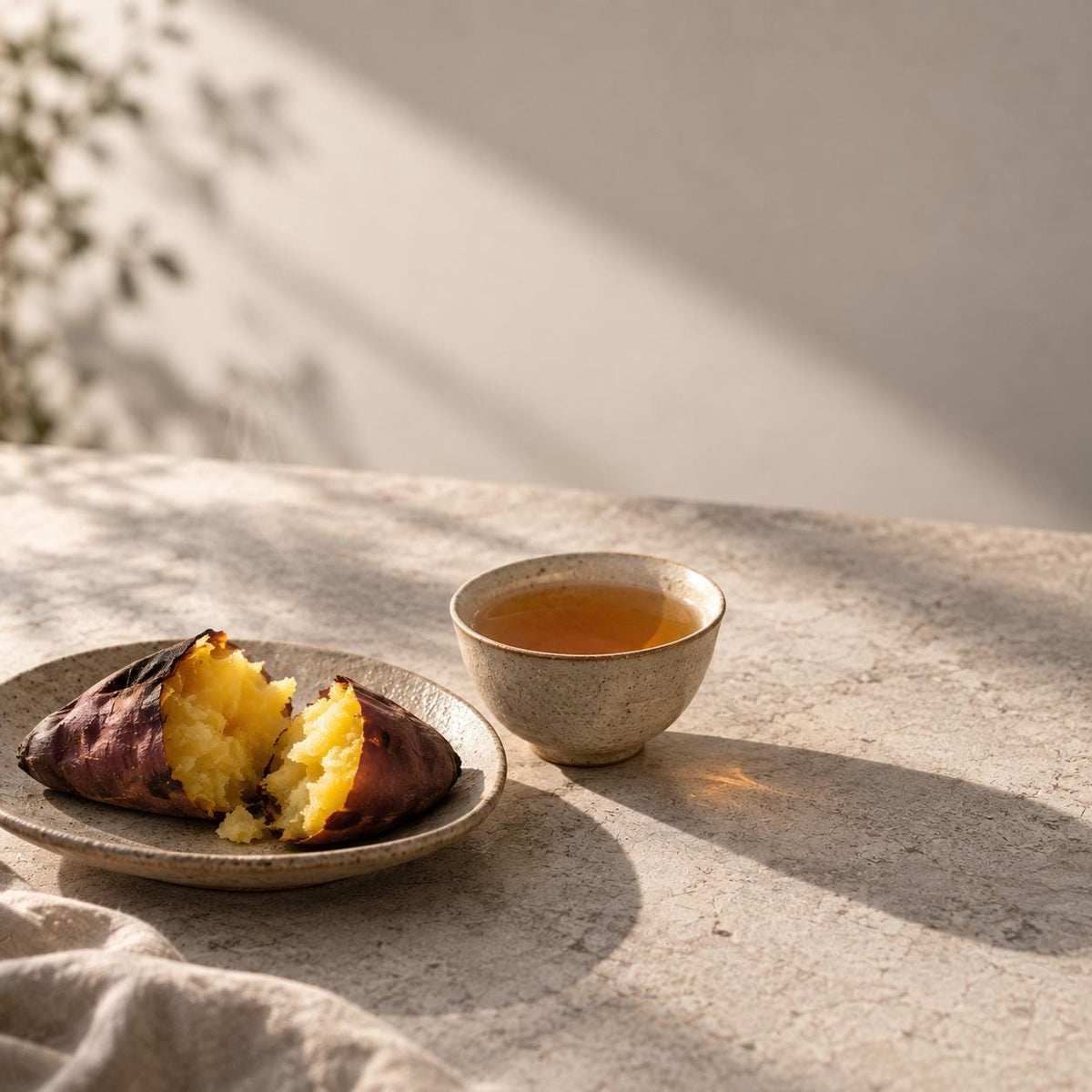 Japanese Tea for Sweet Potatoes, Roasted Stem Hojicha & Rice Tea, Japanese Autumn Tea, 5 Tea Bags, Made in Japan