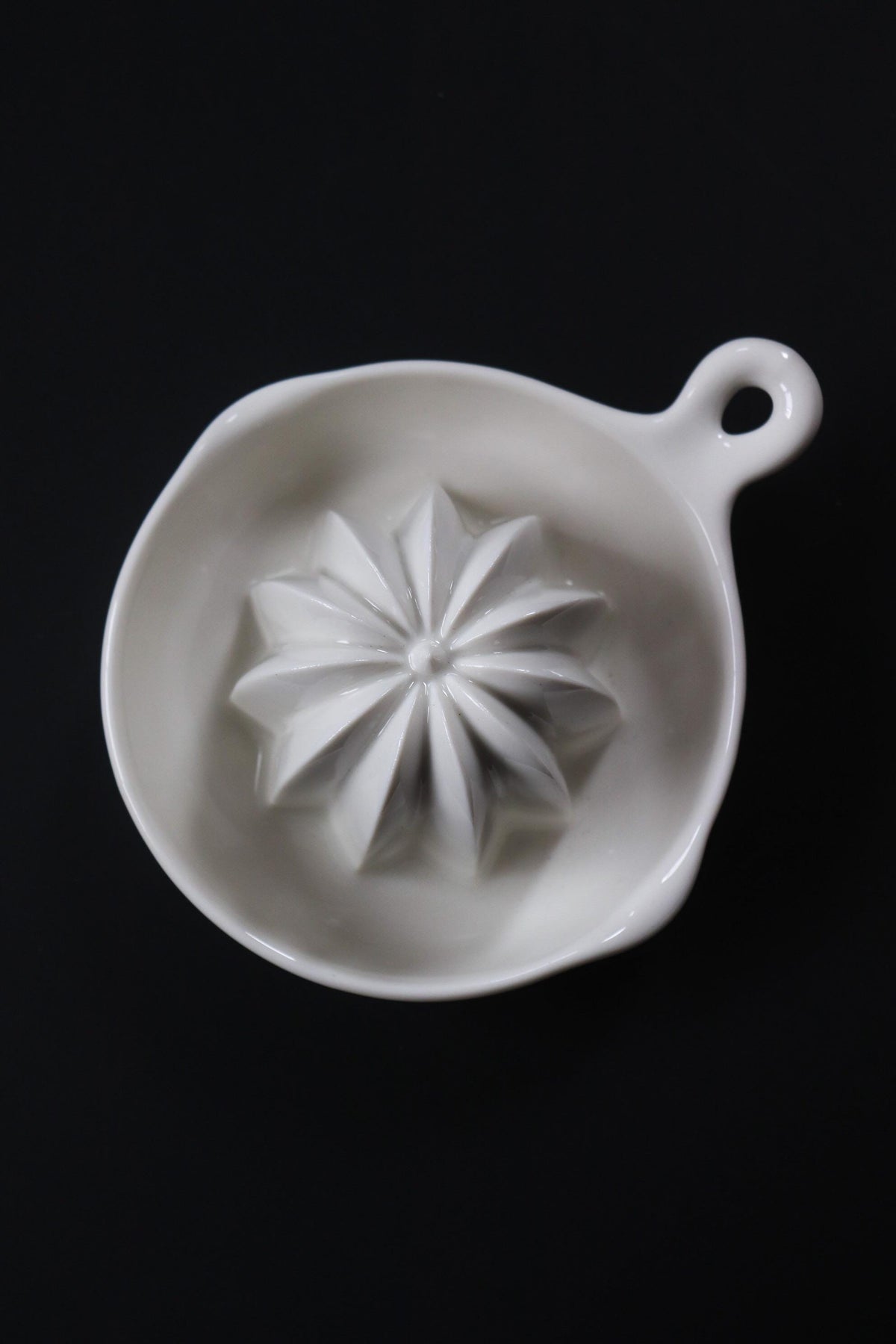 Japanese Ceramic Citrus Juicer, Mino Ware Lemon Squeezer, Grapefruit Juicer with Handle, Handmade White Pottery, Made in Japan