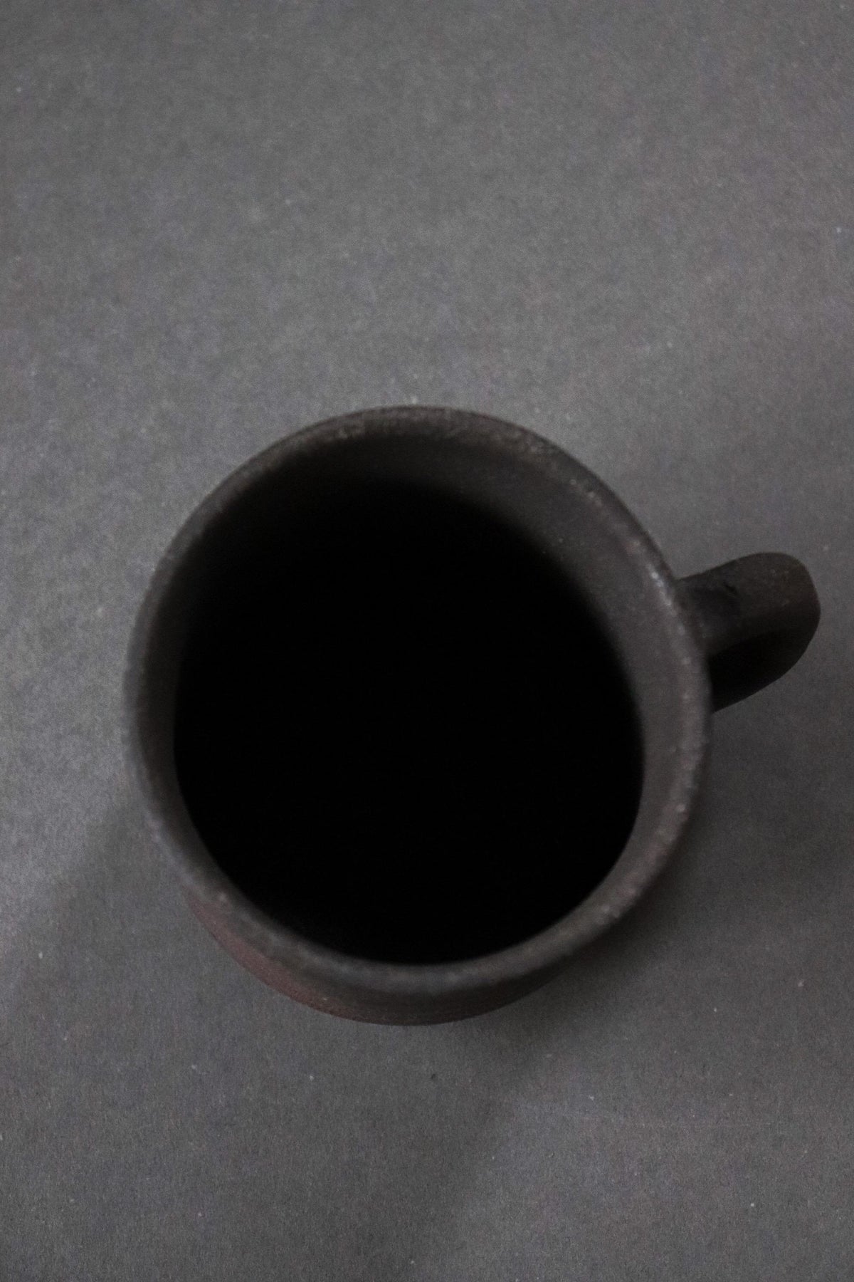 Japanese Shigaraki Ware Mug, Charcoal Ceramic Coffee Cup, Hetchimon Pottery, Handmade Mug, Yakishime Stoneware, Made in Japan
