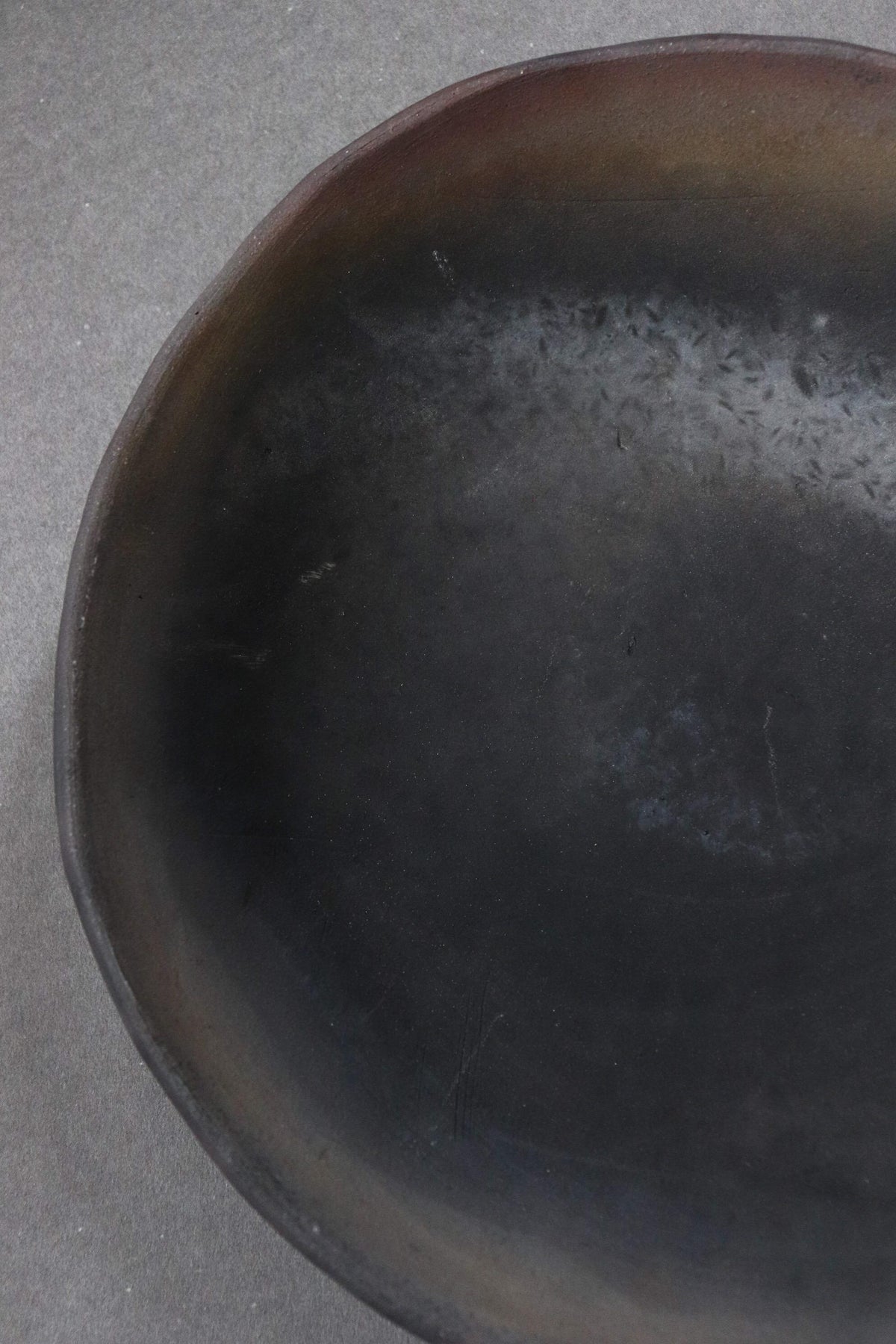 Limited Shigaraki Ware 25cm Plate, Carbonized Japanese Ceramic Dinner Plate, Hetchimon Pottery, Handmade in Japan, One of a Kind