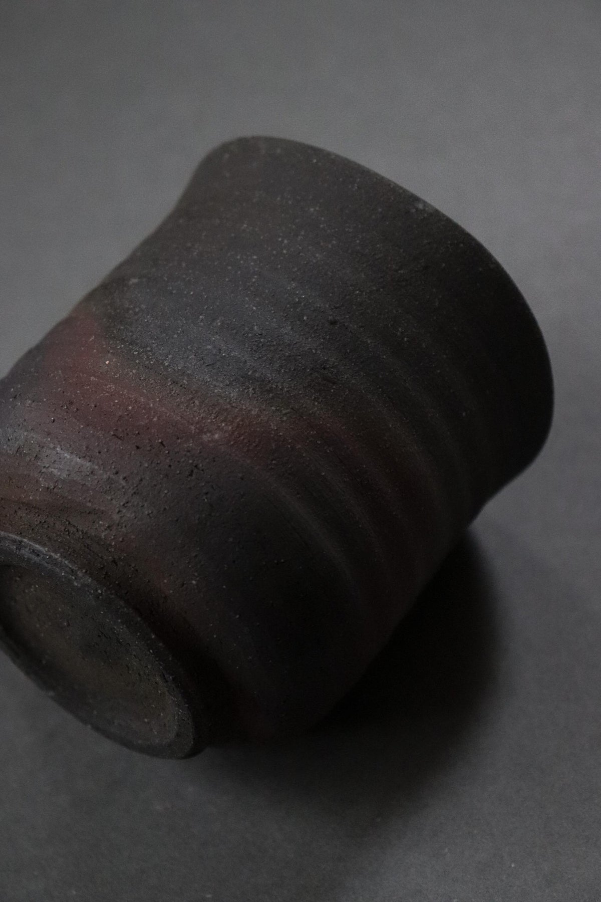 Japanese Shigaraki Ware Mug, Charcoal Ceramic Coffee Cup, Hetchimon Pottery, Handmade Mug, Yakishime Stoneware, Made in Japan