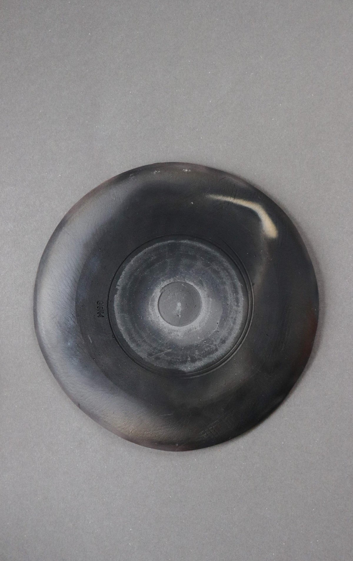 Limited Shigaraki Ware 25cm Plate, Carbonized Japanese Ceramic Dinner Plate, Hetchimon Pottery, Handmade in Japan, One of a Kind