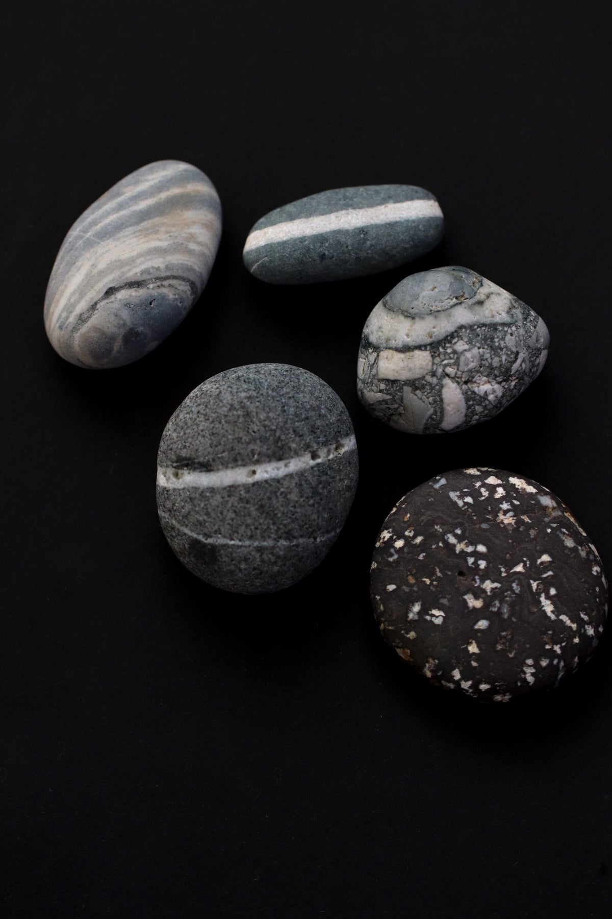 Silent Fragments — AFTER SUMMER (Box III) | Japanese Stone Art & Tsugaru Stones | Set of 5 Hand-Selected Natural Stones