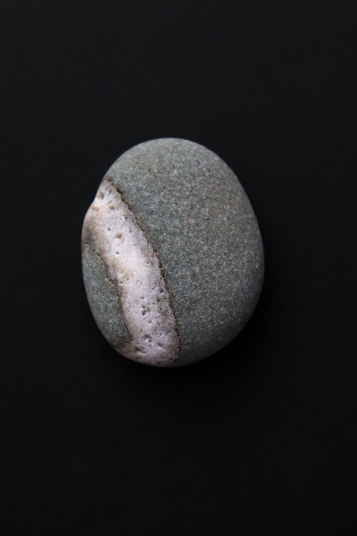 Silent Fragments — AFTER SUMMER (Box II) | Japanese Stone Art & Tsugaru Stones | Set of 5 Hand-Selected Natural Stones