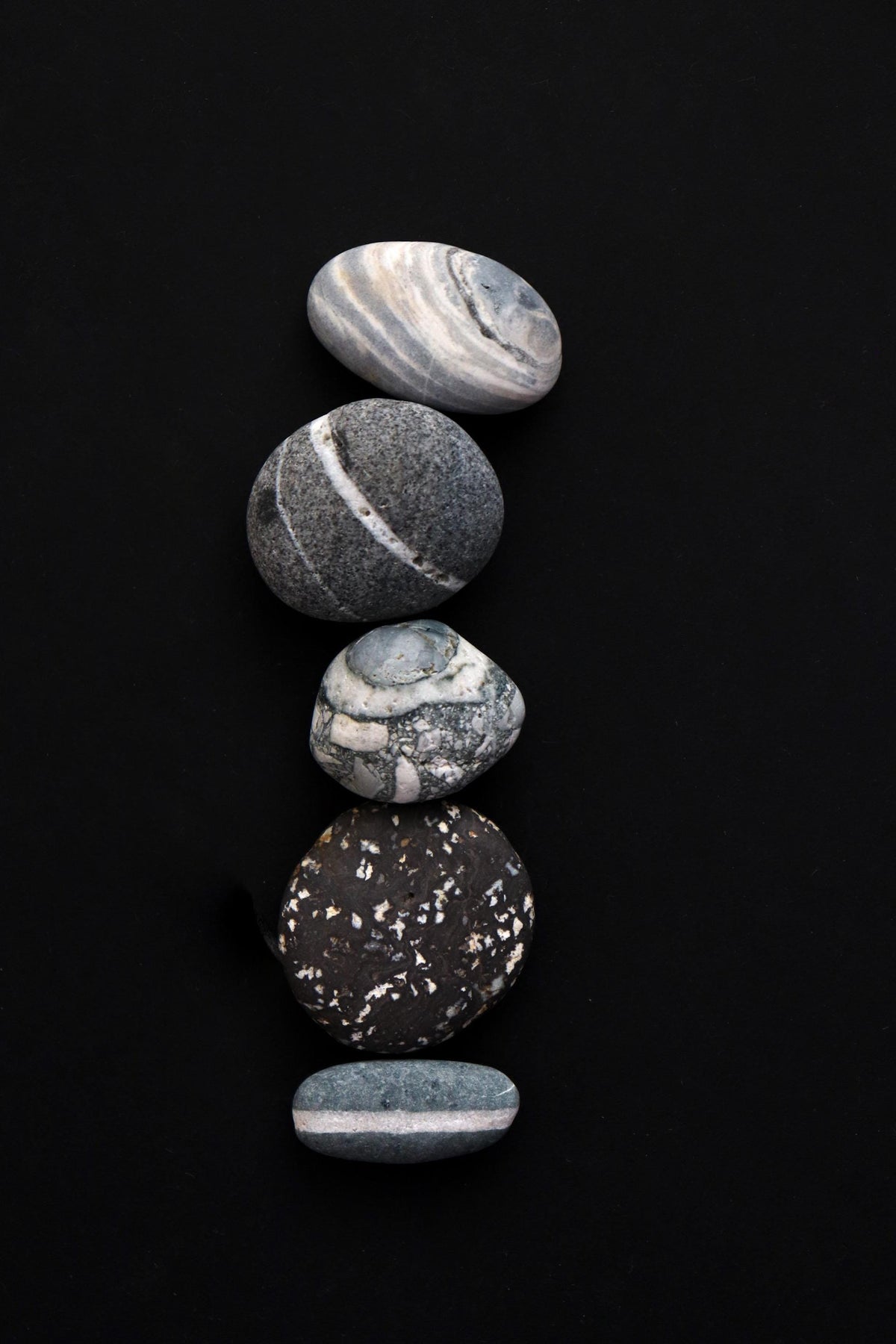 Silent Fragments — AFTER SUMMER (Box III) | Japanese Stone Art & Tsugaru Stones | Set of 5 Hand-Selected Natural Stones