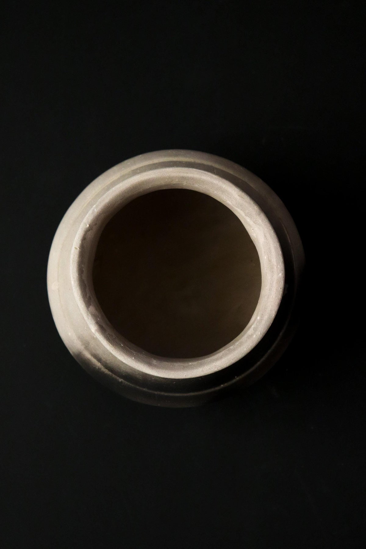 Sotaro Saegusa Japanese Ceramic Vessel, Jomon Inspired Pottery, Black Sculptural Art Object with Wooden Box