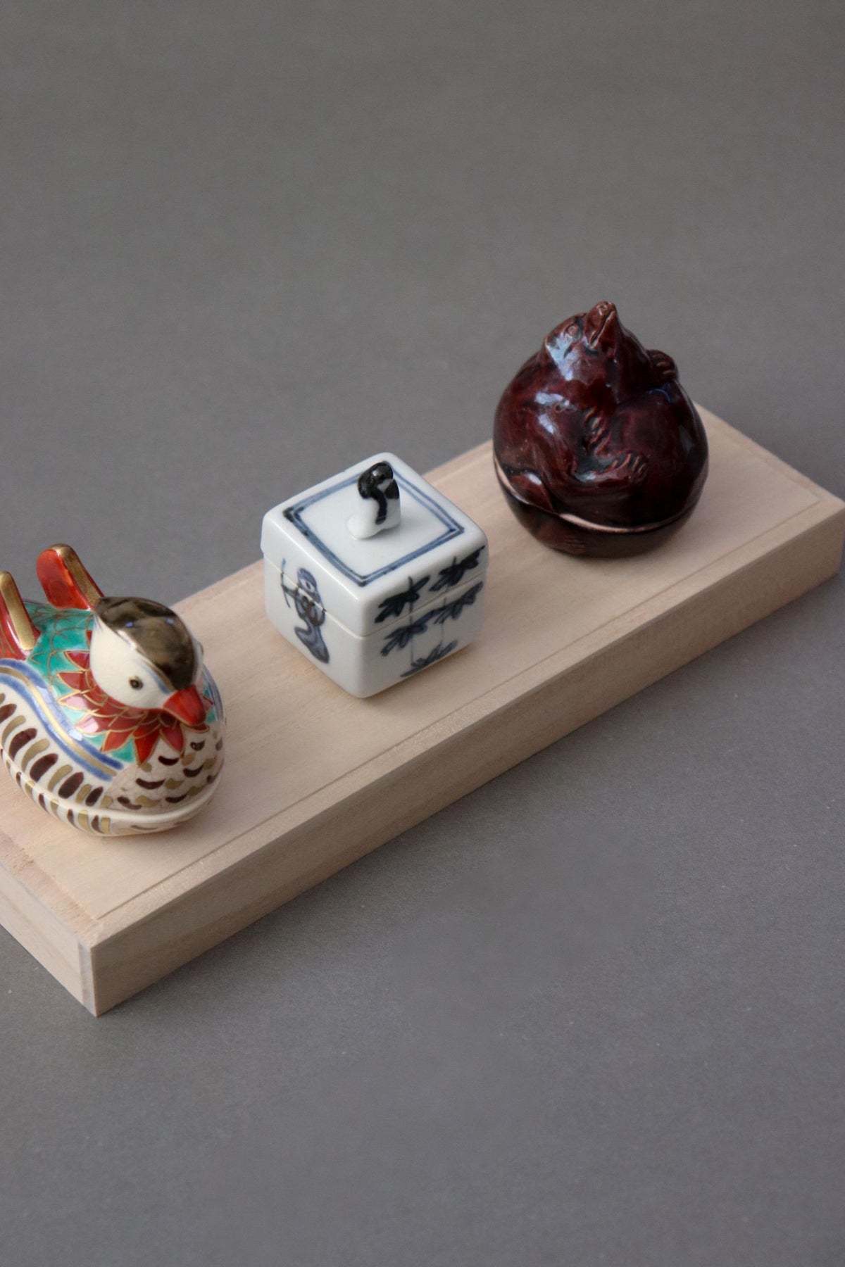 Vintage Japanese Tanuki Incense Container, Signed Kazen Ceramic Kogo, Raccoon Dog Sculpture, Tea Ceremony Art with Wooden Box