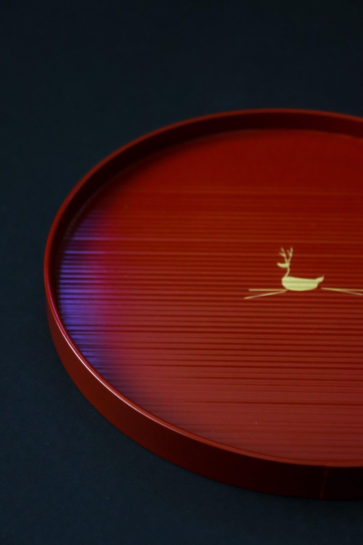 Vintage Zohiko Kyoto Japanese Lacquer Tray, 21cm Red Urushi Round Serving Tray, Gold Deer Motif, Unused