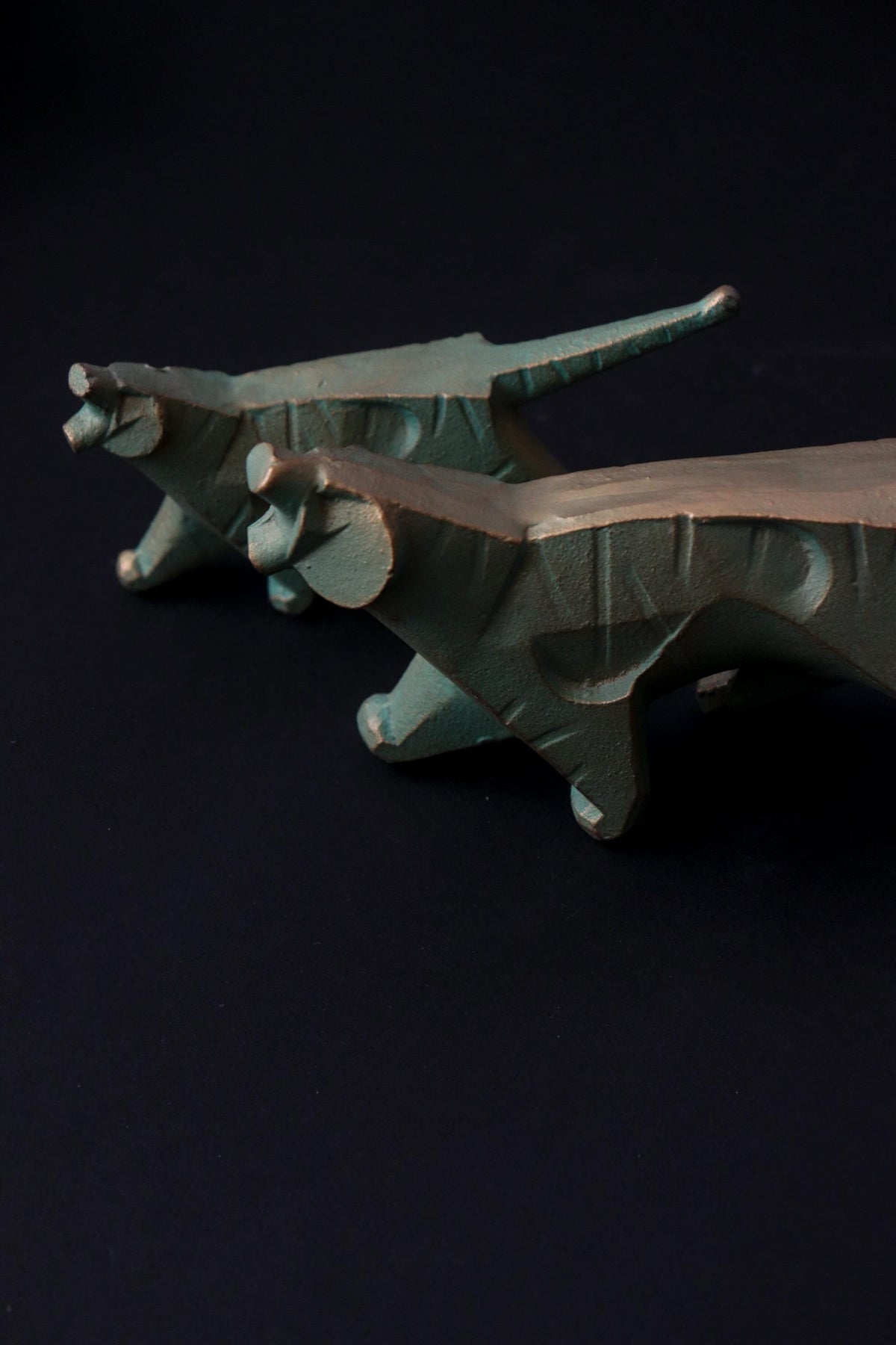 Sotaro Saegusa Bronze Tiger Sculpture Set, Japanese Parent and Cub Art, Han'ei Prosperity, Vintage Style Decor