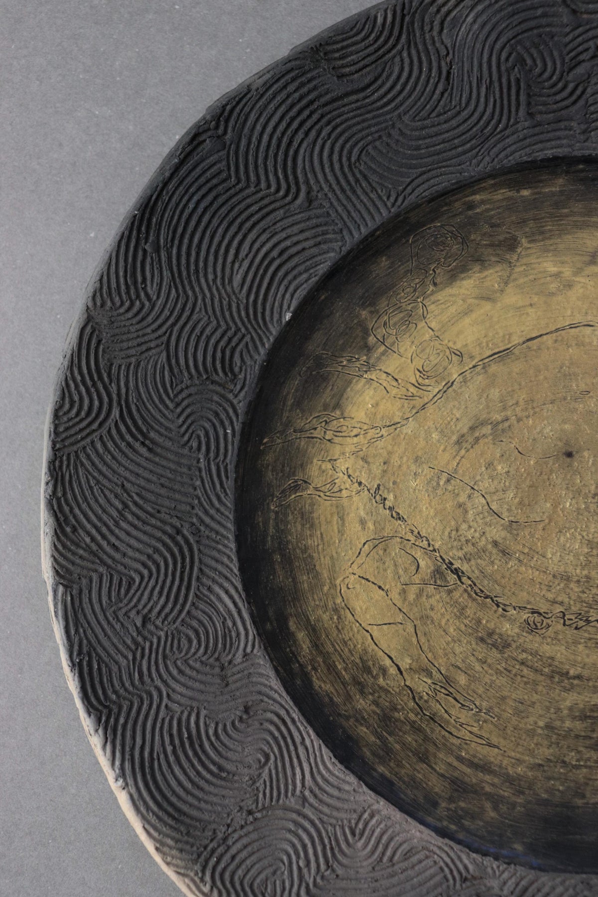 Vintage Jinnai Sakata Japanese Ceramic Art Plate, Gold Crab Motif, Black Mashiko Pottery, Large Decorative Wall Plate
