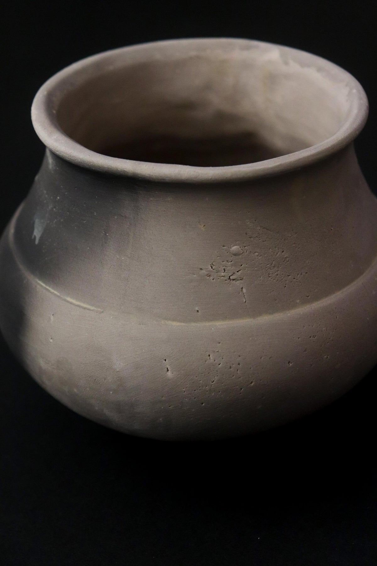 Sotaro Saegusa Japanese Ceramic Vessel, Jomon Inspired Pottery, Black Sculptural Art Object with Wooden Box