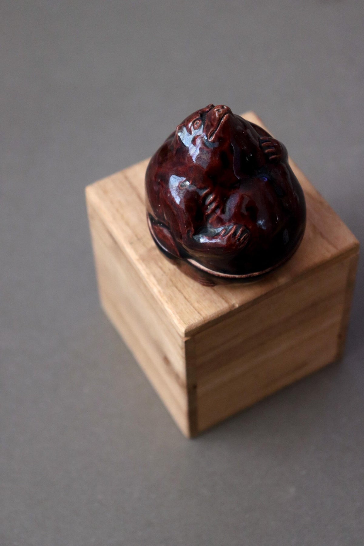 Vintage Japanese Tanuki Incense Container, Signed Kazen Ceramic Kogo, Raccoon Dog Sculpture, Tea Ceremony Art with Wooden Box