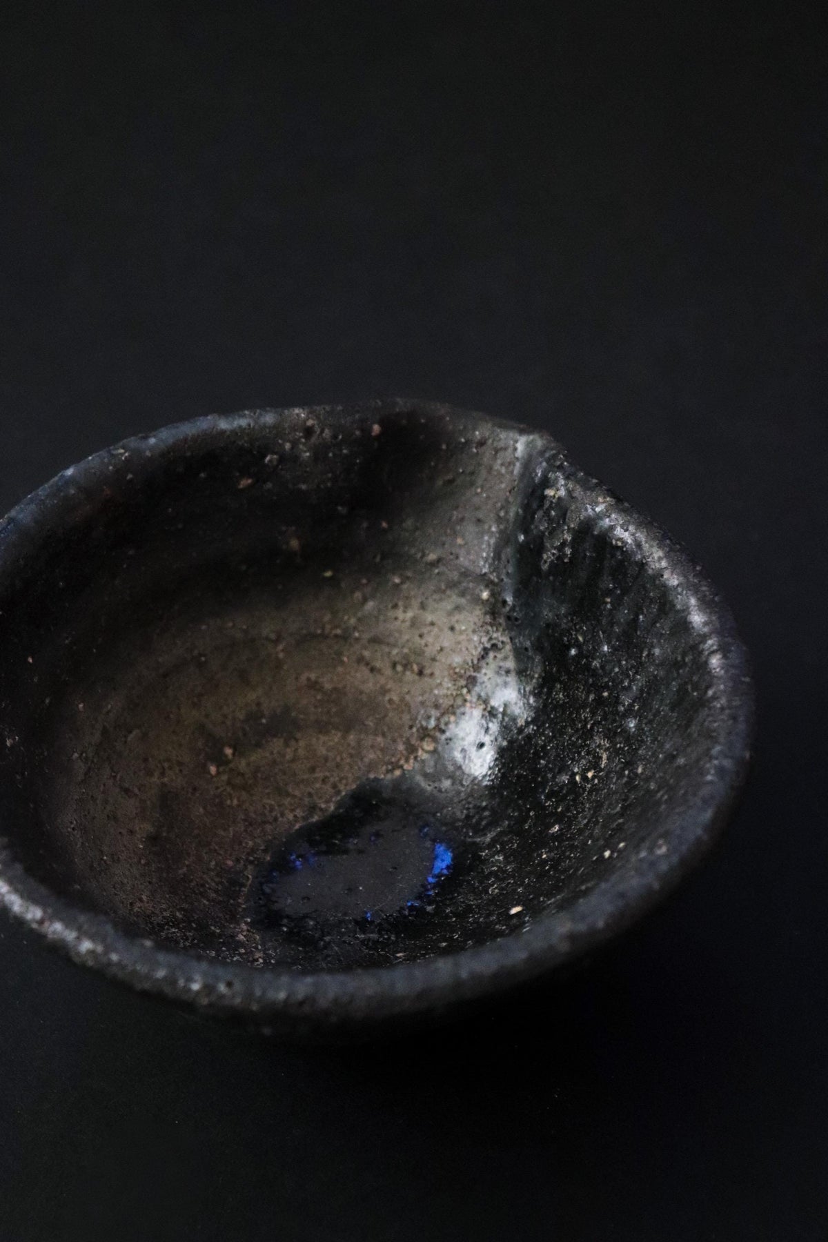 Vintage Jinnai Sakata Mashiko Katakuchi Bowl, Japanese Black Stoneware Pouring Bowl, Rustic Ceramic Art
