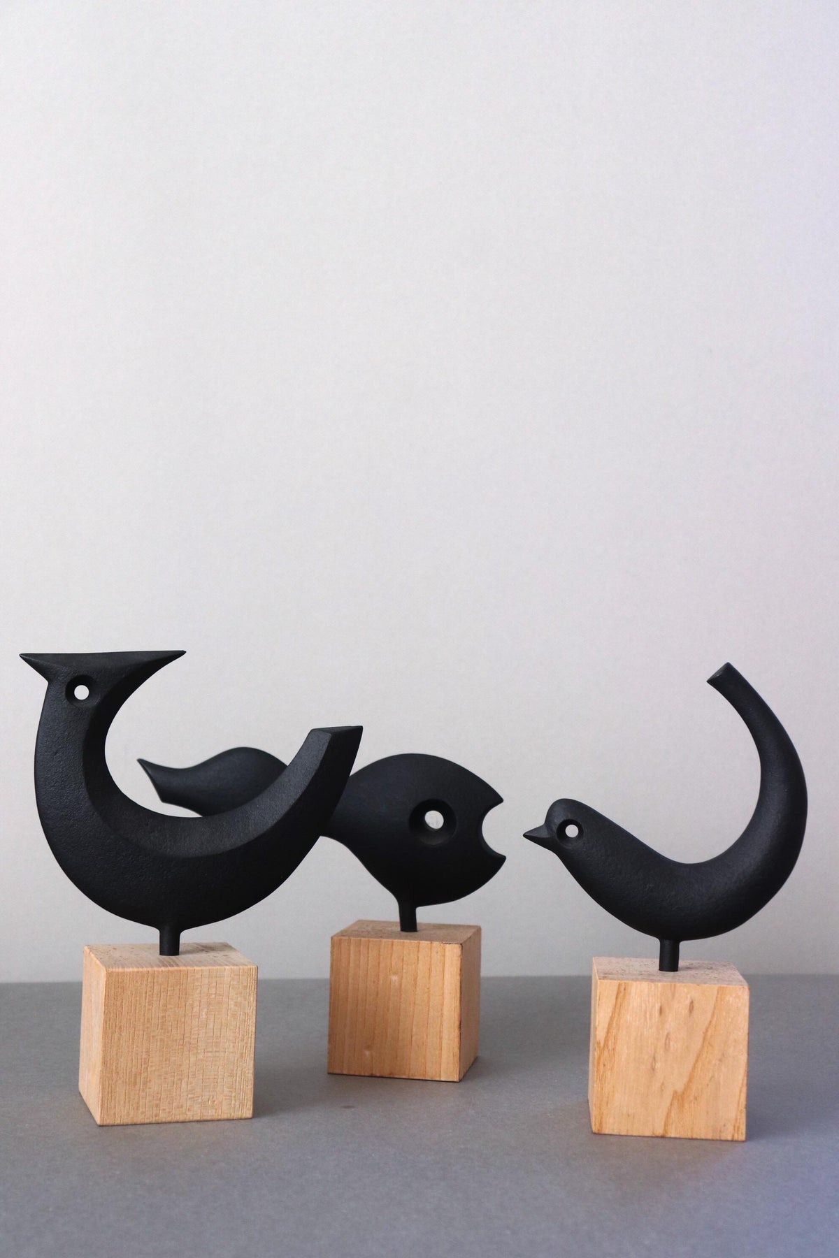 Kamasada Bird U Cast Iron Sculpture, Shotaro Miya Japanese Nambu Ironware, Minimalist Bird Ornament with Wood Base